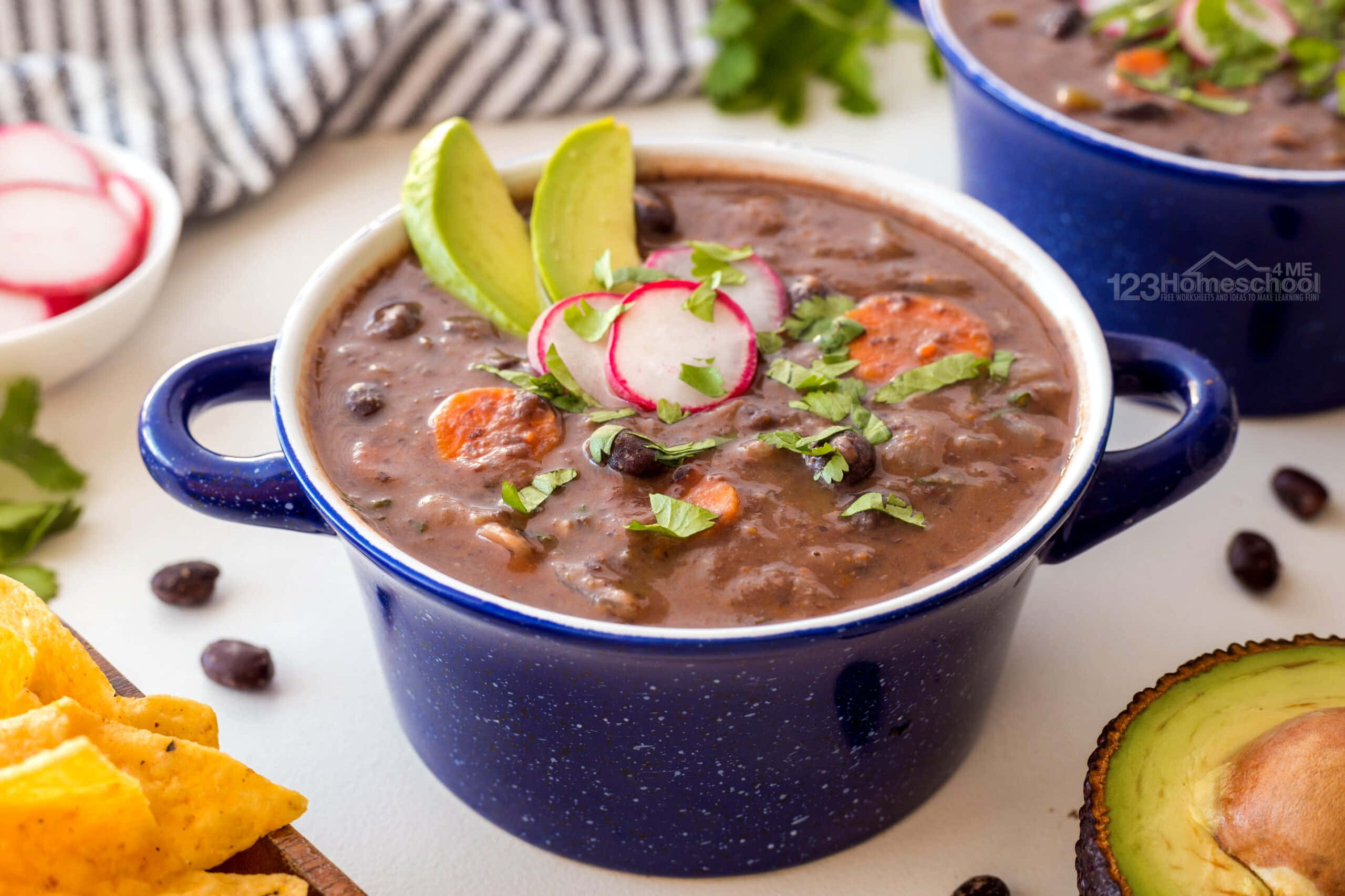 black bean soup, blue enamel bowl, avocado slices, 2K Desktop Wallpaper