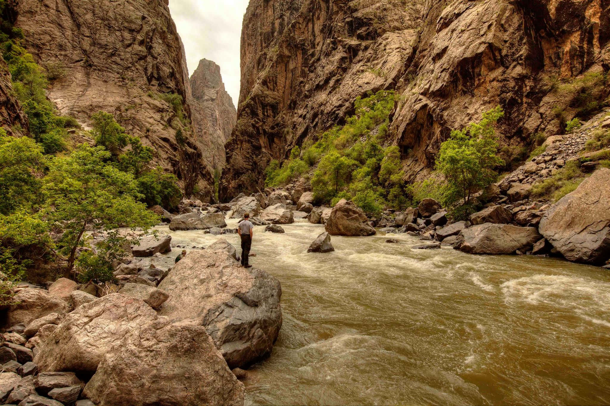 Black Canyon, rugged canyon, towering rock walls, Full HD Desktop Wallpaper