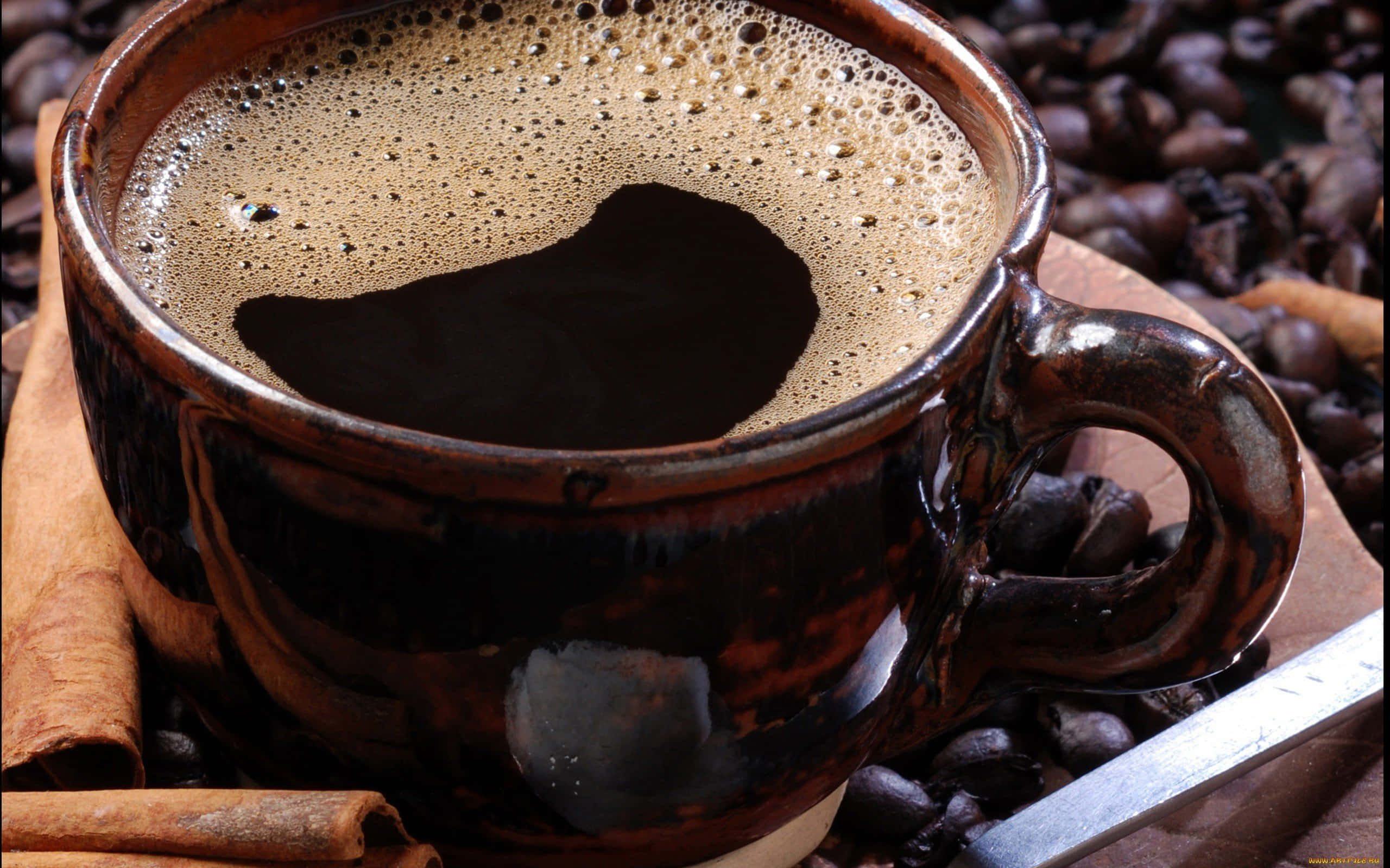 black coffee, rustic ceramic mug, coffee beans, 2K Desktop Wallpaper