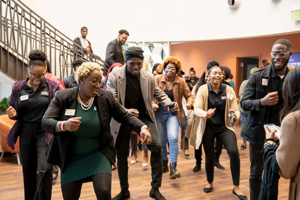 Black Culture, diverse people, modern indoor space, SD Desktop Wallpaper