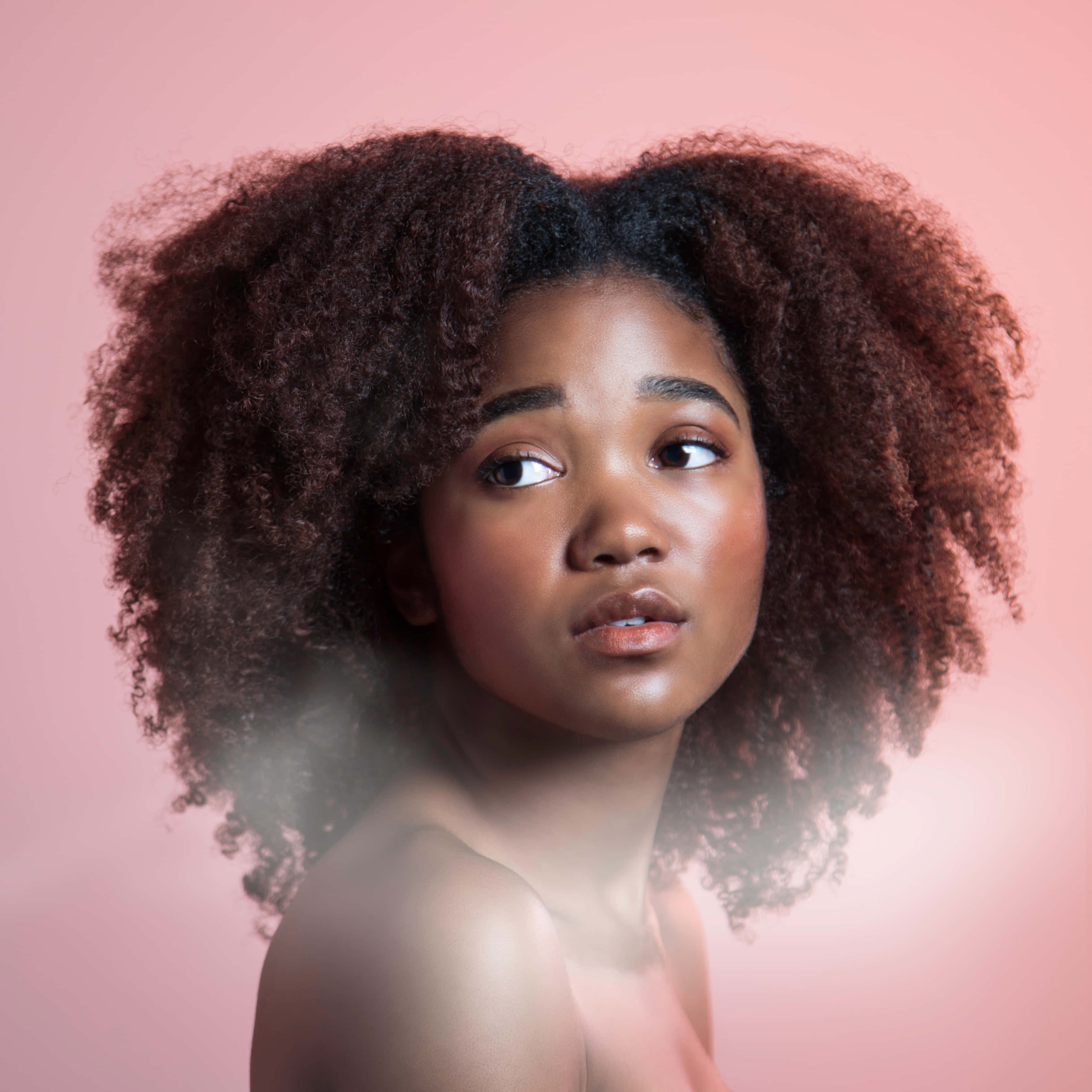 young black woman, afro hair, voluminous curly hair, 2K Desktop Wallpaper