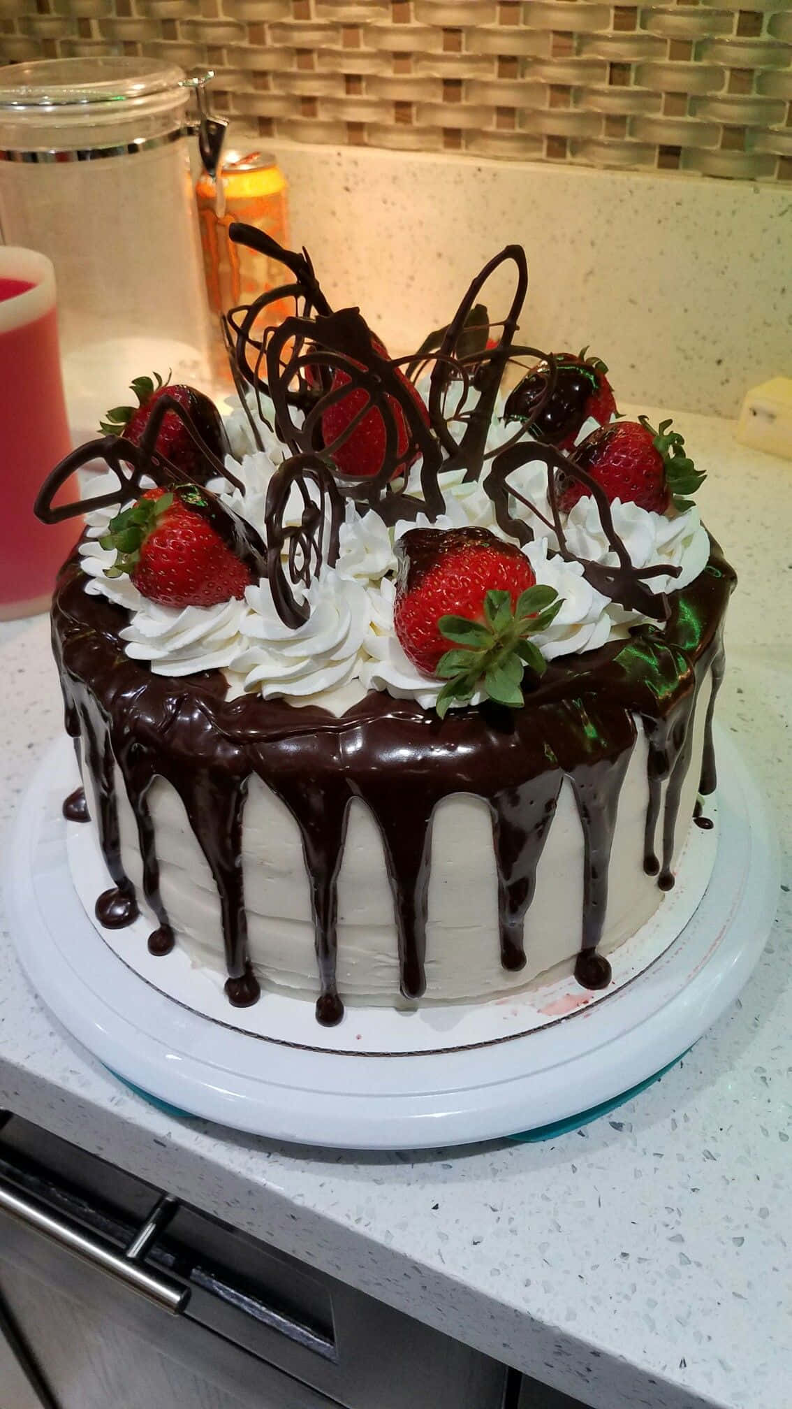 Black Forest Cake, chocolate drip cake, fresh strawberries, Full HD Phone Wallpaper