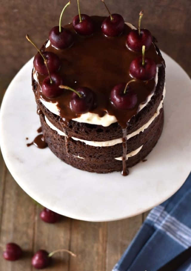Black Forest Cake, chocolate cake, white frosting, SD Phone Wallpaper