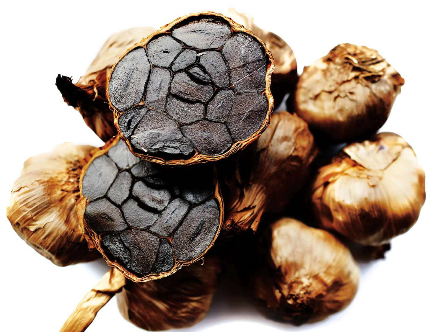 black garlic, roasted garlic bulbs, charred black interiors, HD Desktop Wallpaper
