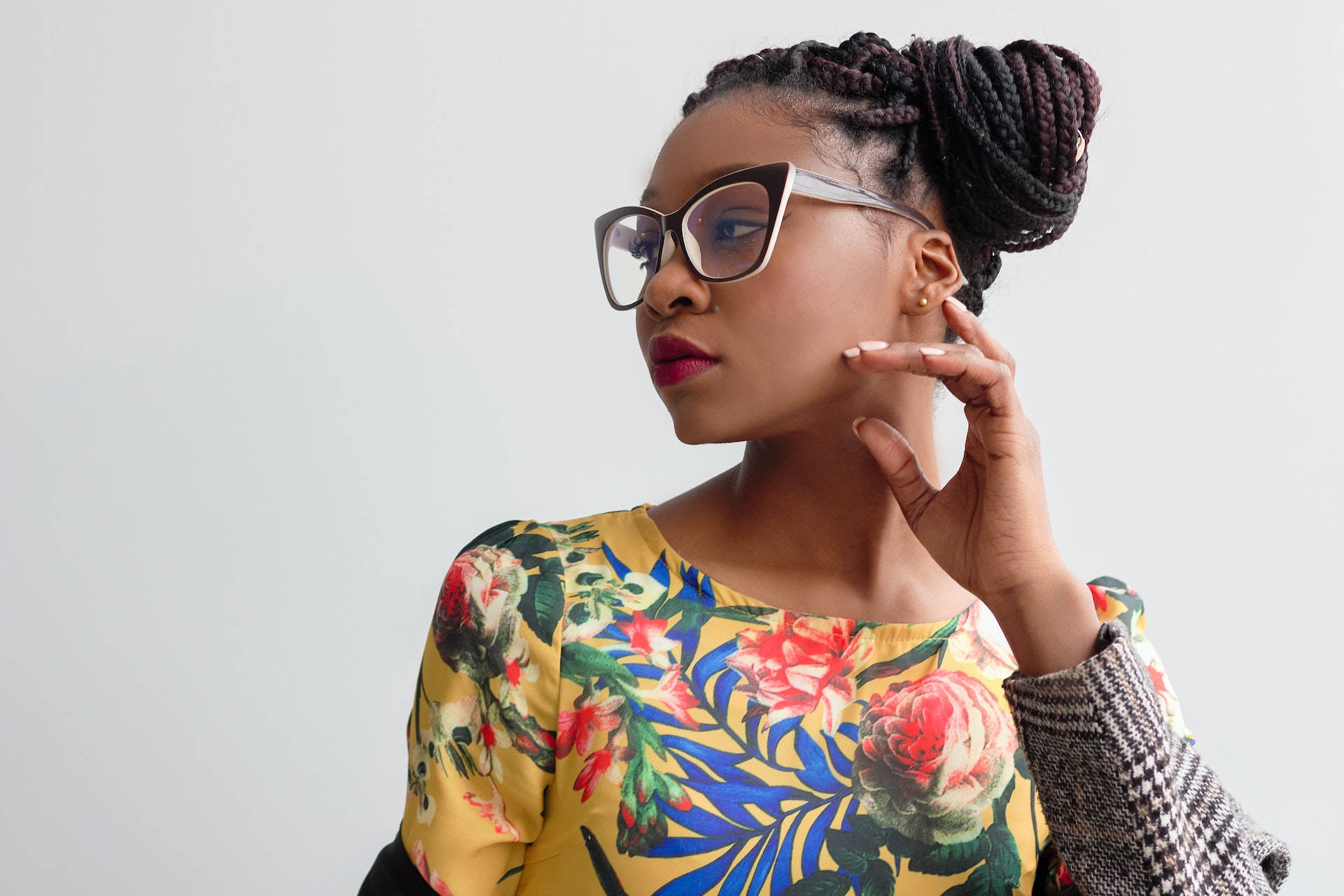 black woman, afro braided hair, glasses, Full HD Desktop Wallpaper