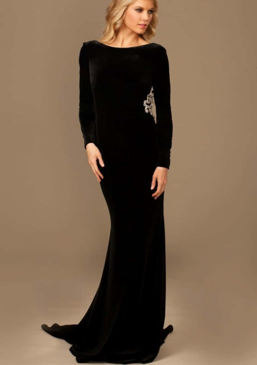 black tie dress, sleek black velvet gown, silver embellishment, SD Phone Wallpaper