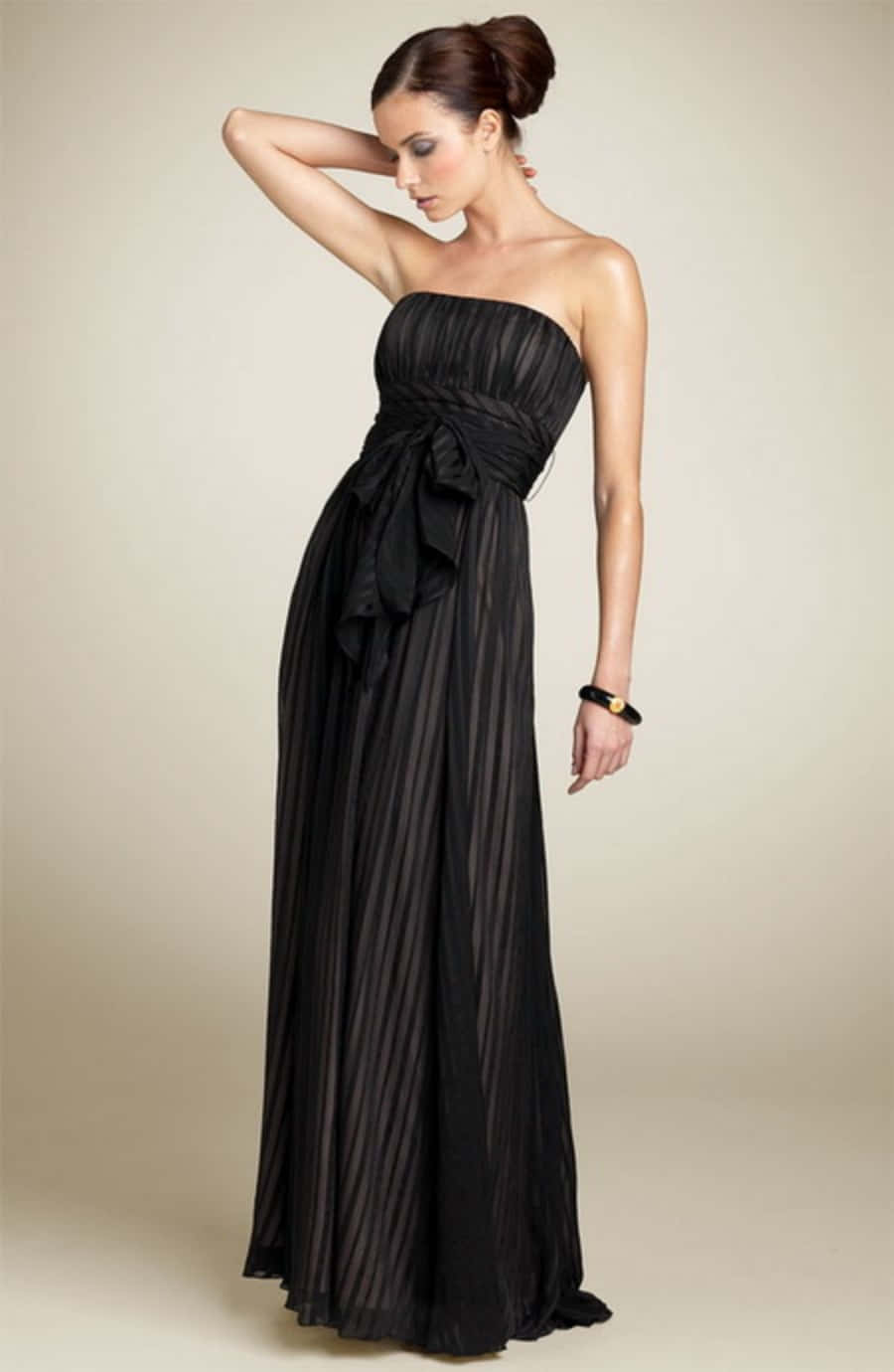 black tie dresses, flowing black strapless gown, draped bodice, HD Phone Wallpaper