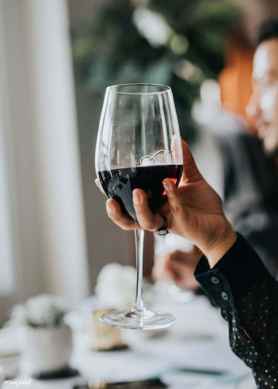 Black Wine, deep red wine, softly lit dining table, SD Phone Wallpaper