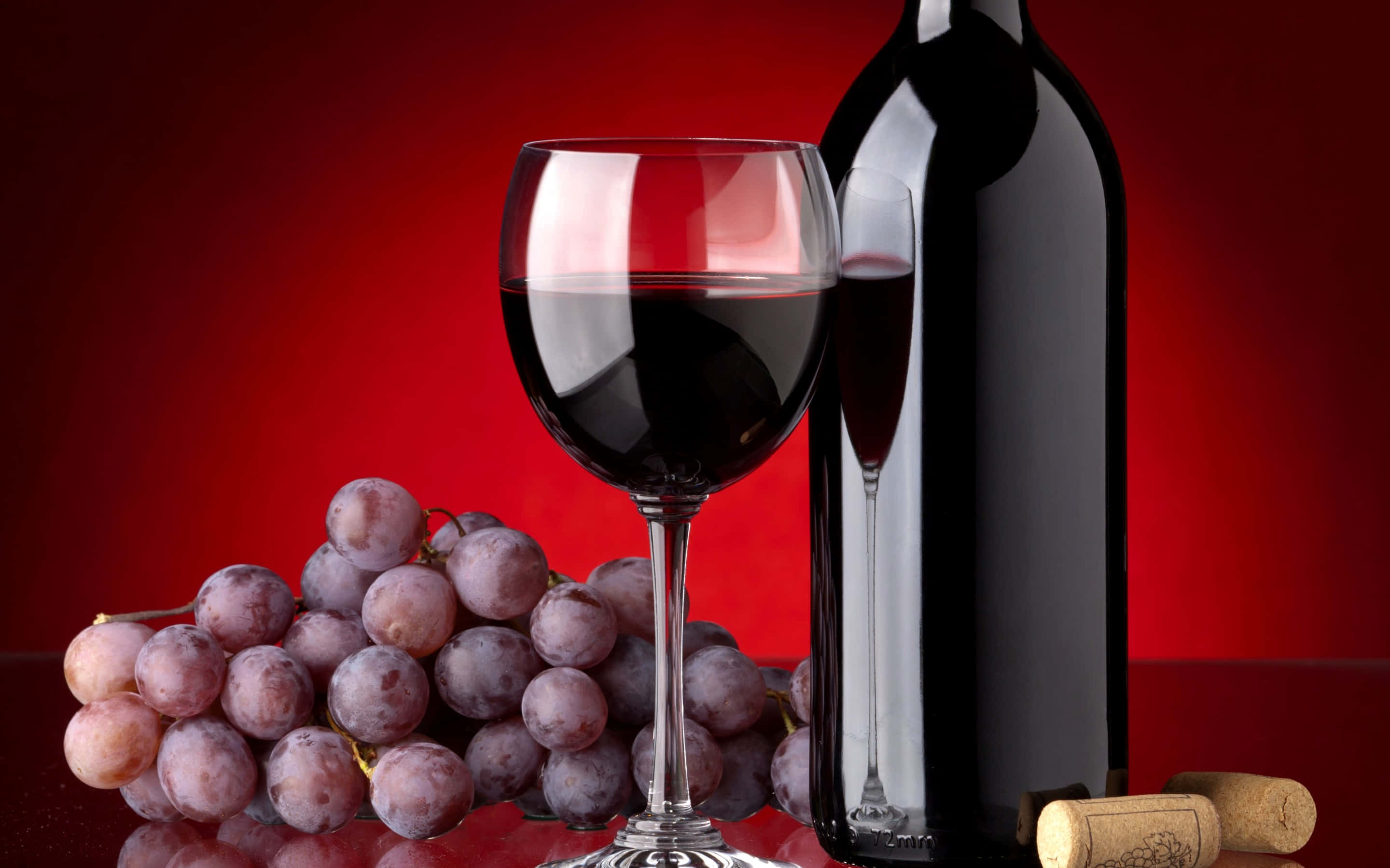 black wine, red wine, purple grapes, 2K Desktop Wallpaper