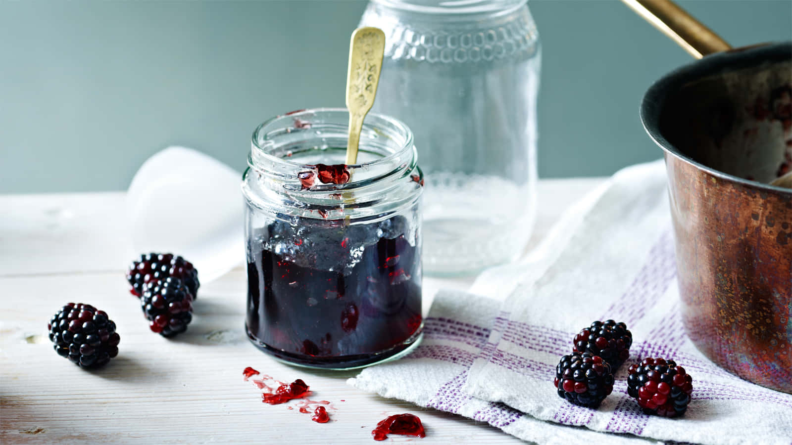 Blackberry Jam, glossy blackberry jam, wooden spoon, HD Desktop Wallpaper