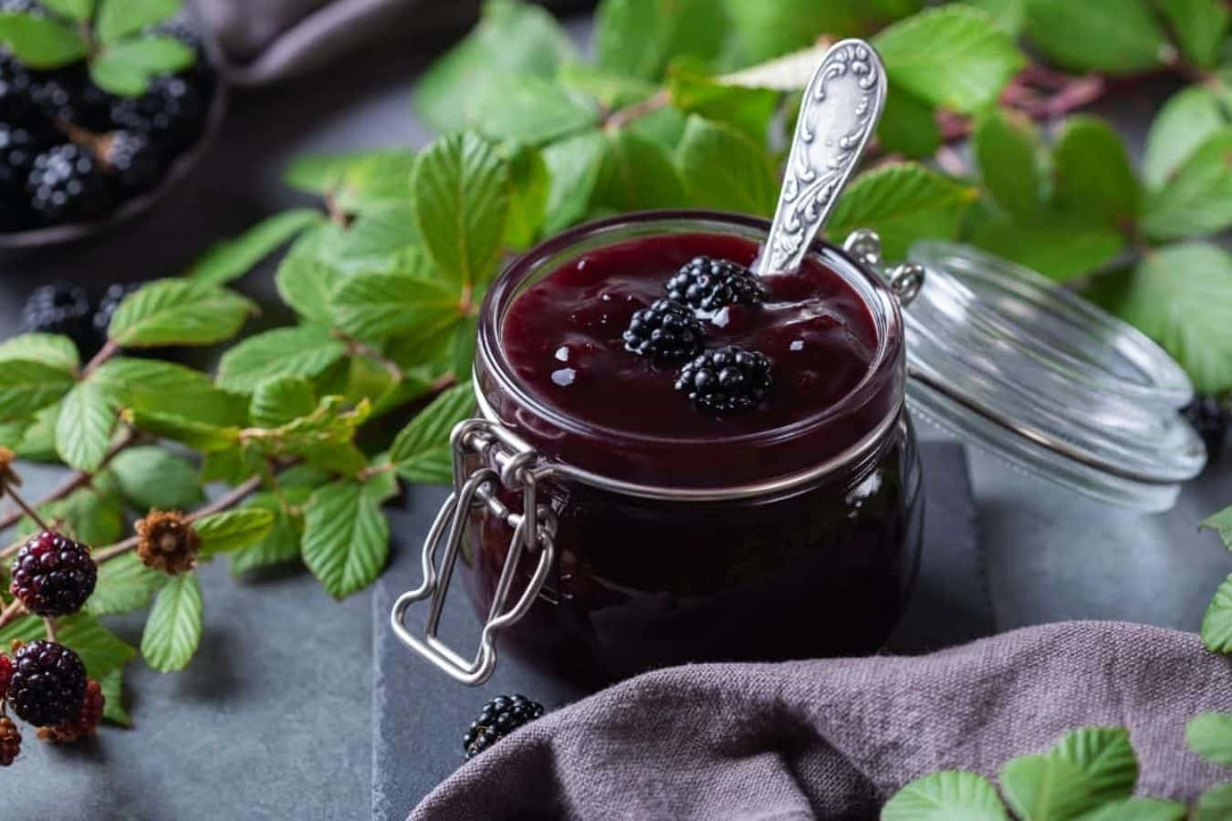 Blackberry Jam, glass jar, glossy blackberry jam, HD Desktop Wallpaper