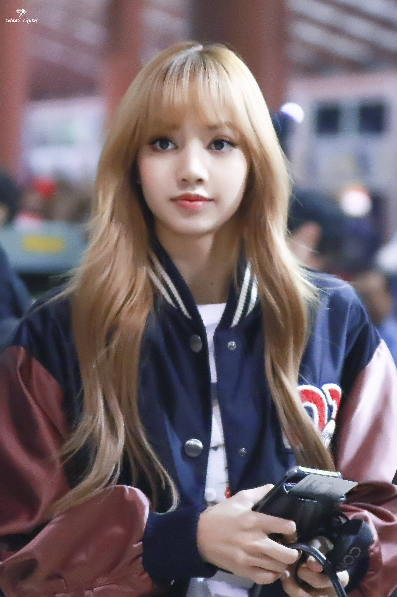 Lisa Blackpink, navy and maroon varsity jacket, long blonde hair, Full HD Phone Wallpaper