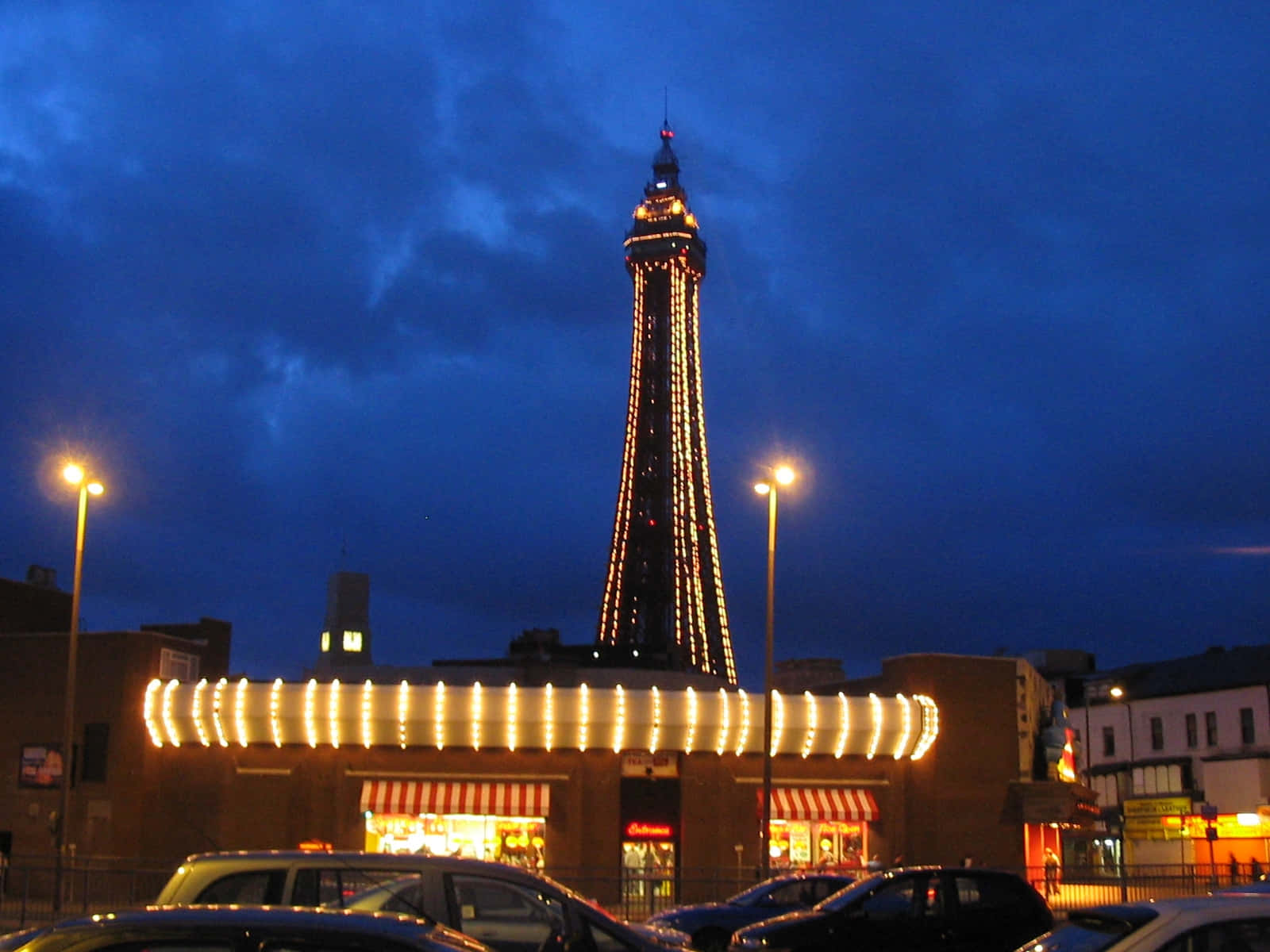 Blackpool Tower, cloudy blue night sky, festive lights, HD Desktop Wallpaper