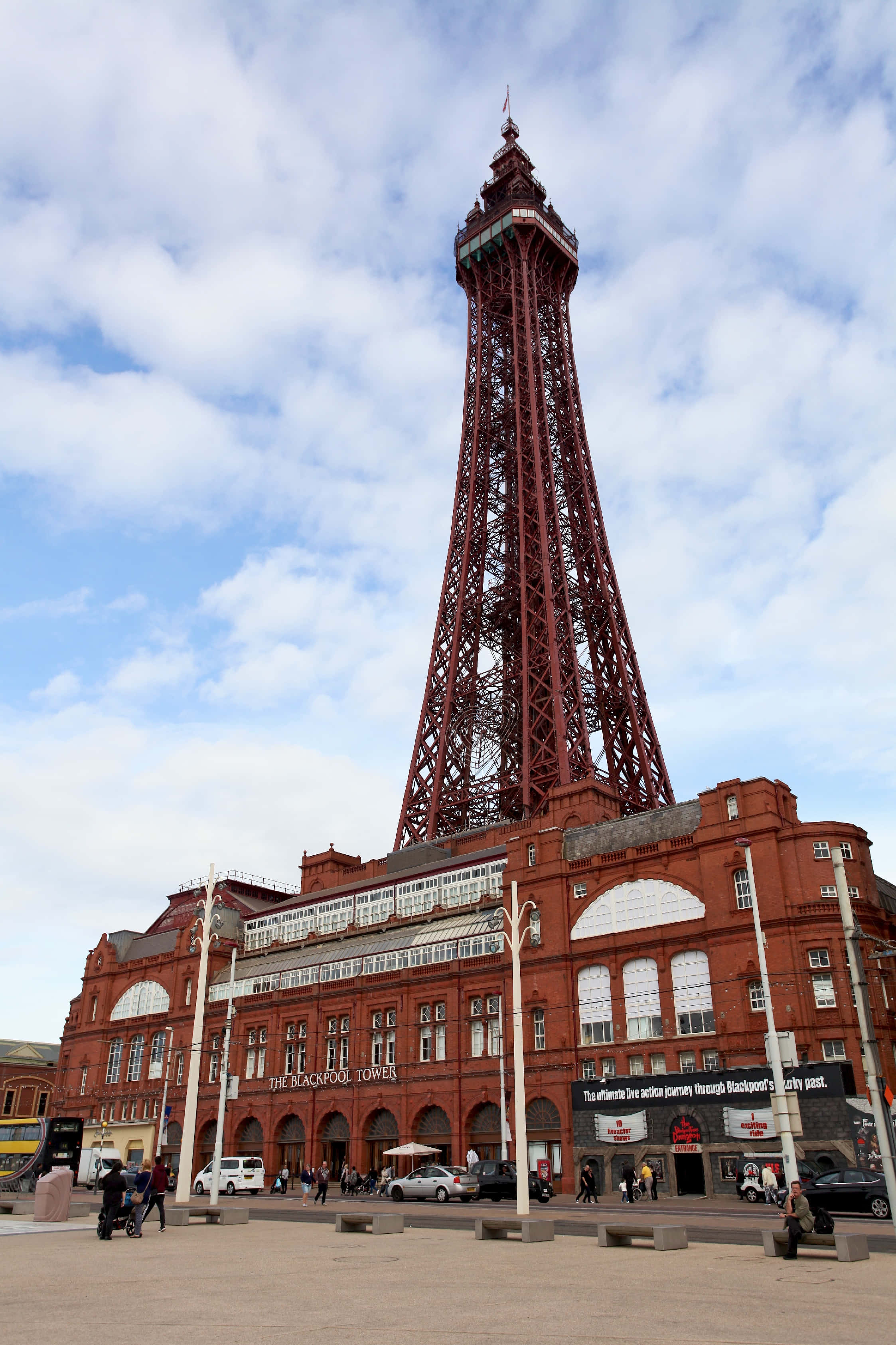 Blackpool Tower, red, partly cloudy sky, 2K Phone Wallpaper
