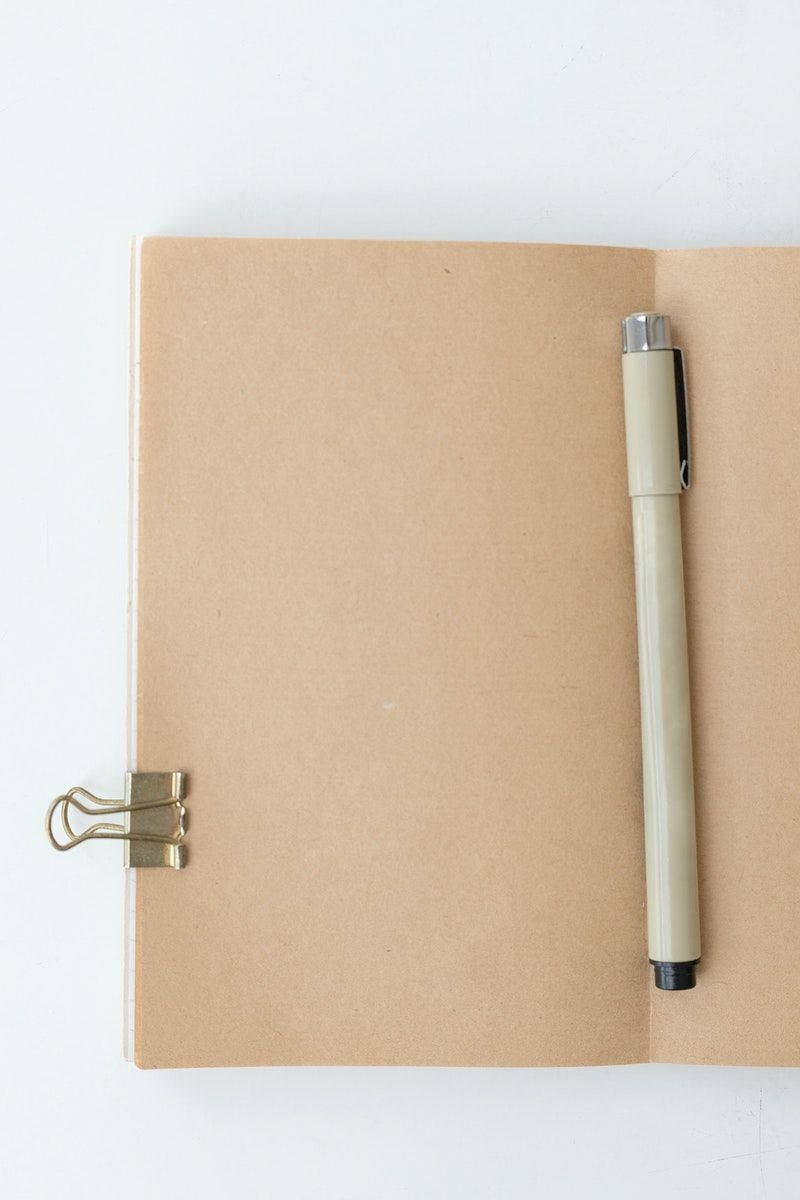 Brown Blank Page, Ballpapen, beige notebook, SD Phone Wallpaper