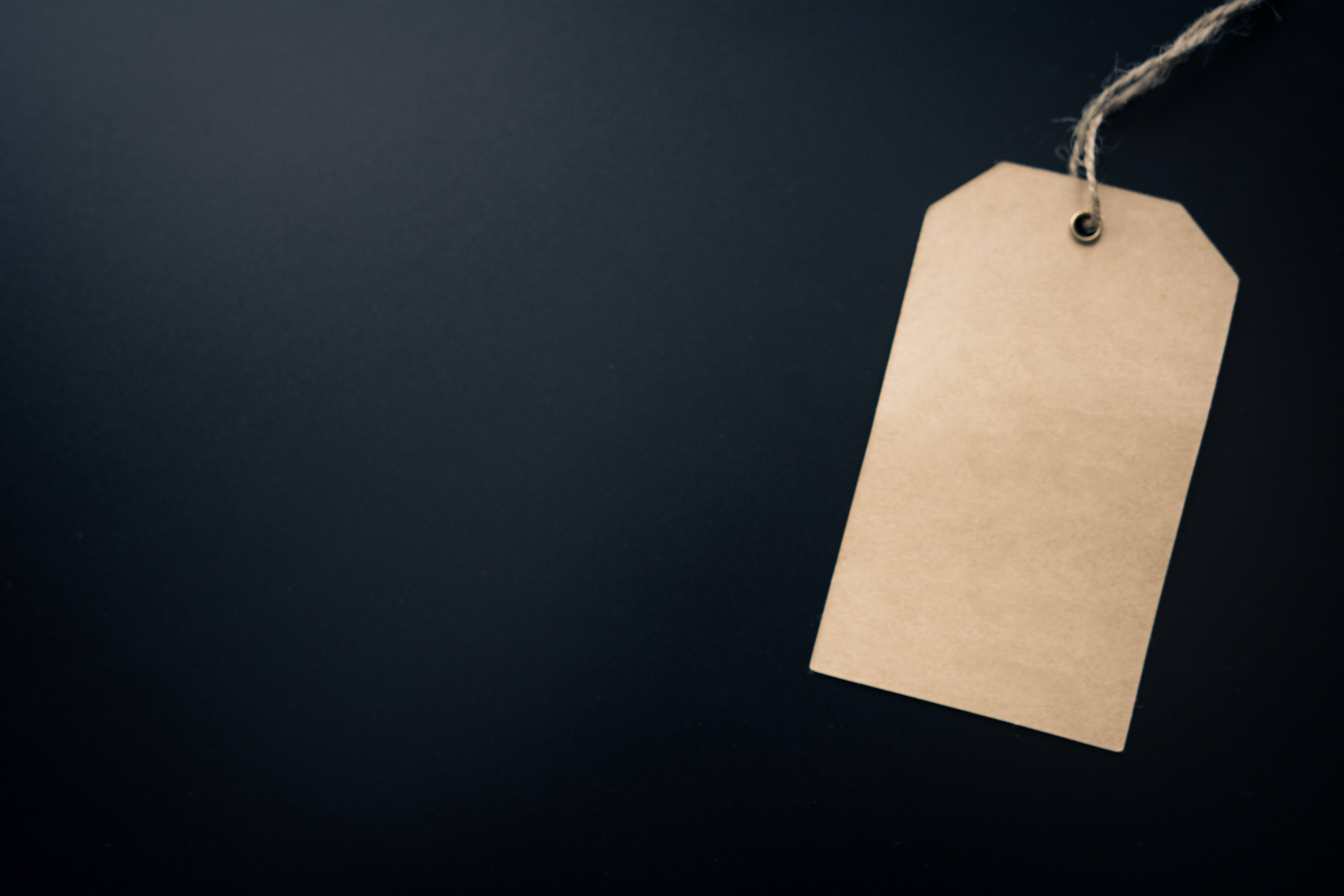 blank gift tag, brown paper tag, twine, 5K Desktop Wallpaper