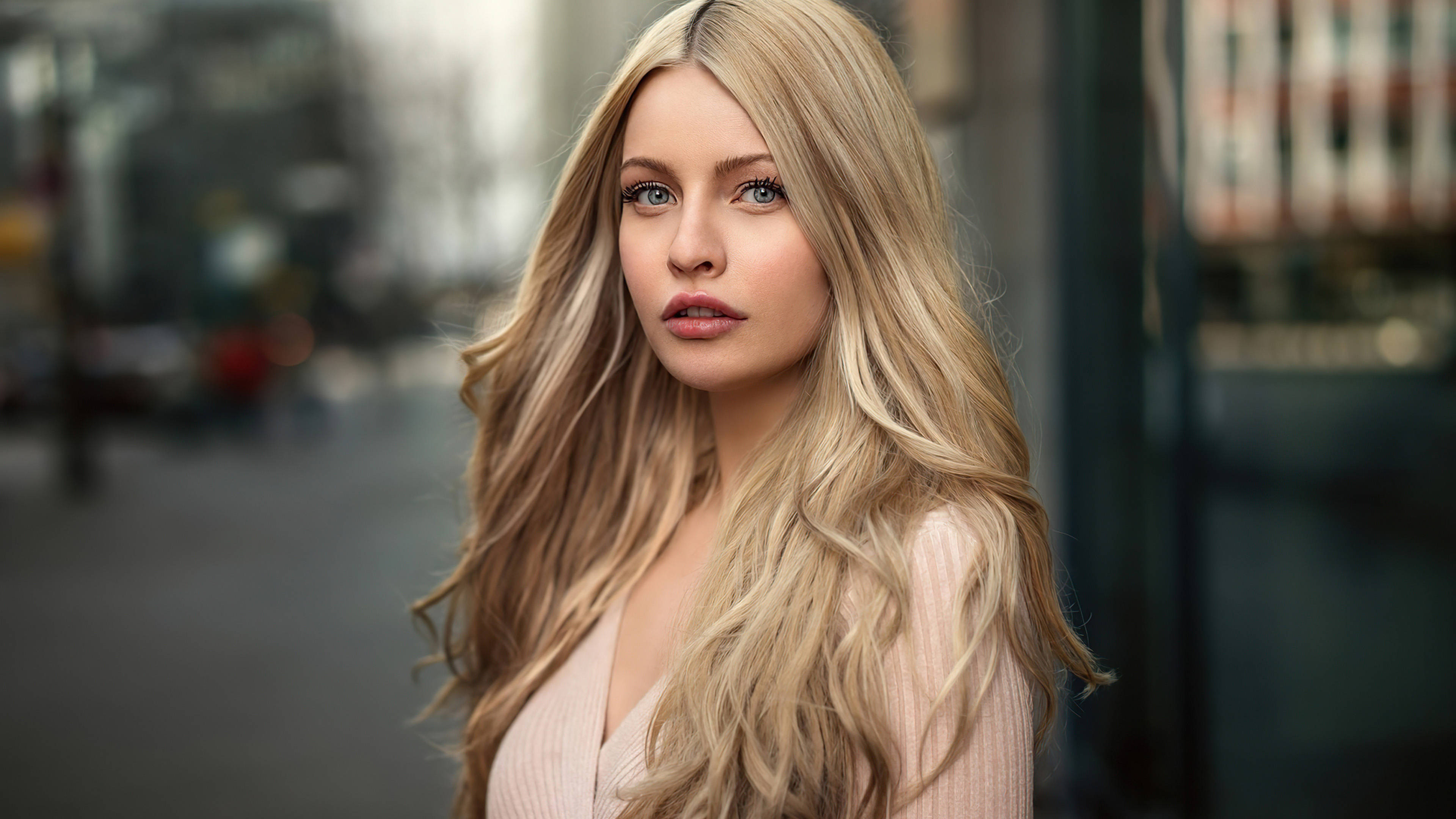 blonde female model, city streets, long wavy hair, 4K Desktop Wallpaper