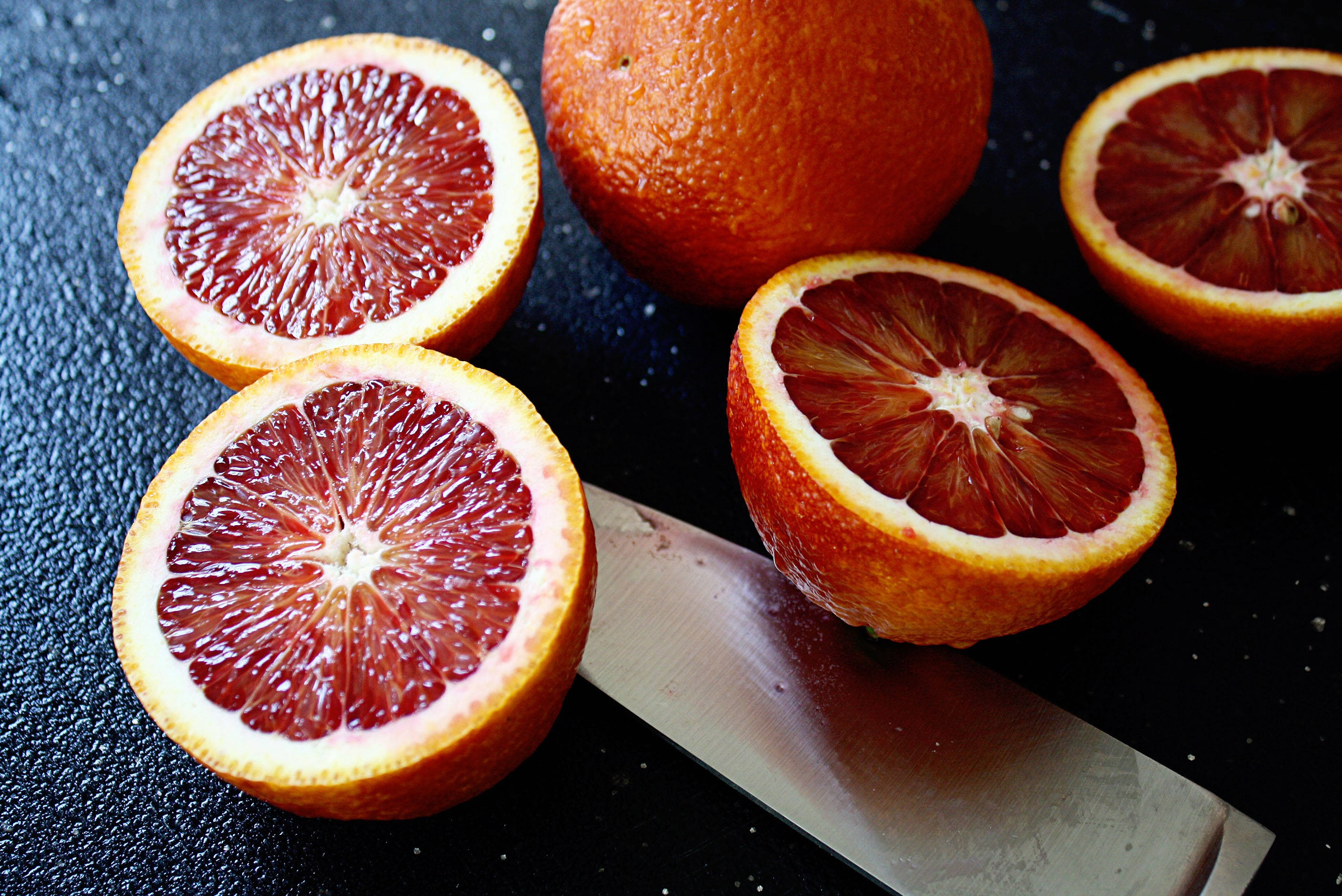Blood Orange, deep crimson flesh, knife, 2K Desktop Wallpaper