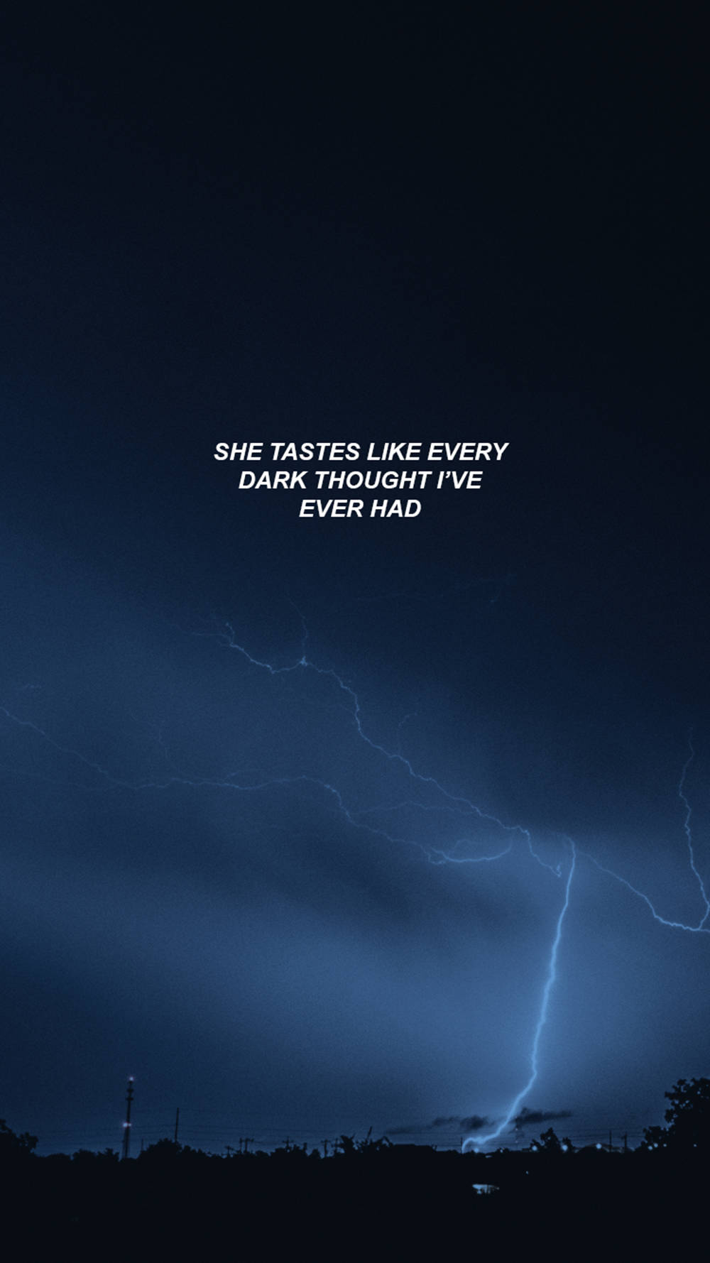 blue aesthetic tumblr laptop, night sky, vivid blue lightning bolt, HD Phone Wallpaper