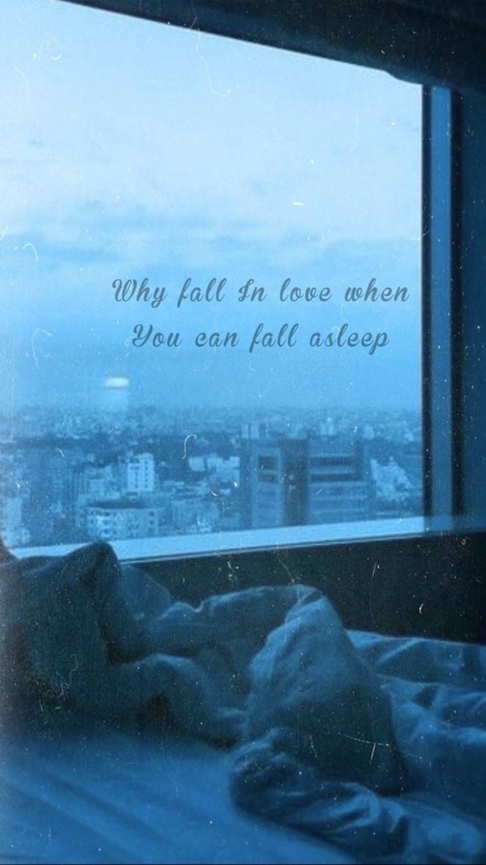 blue aesthetic tumblr laptop, hazy cityscape, cozy bed, HD Phone Wallpaper