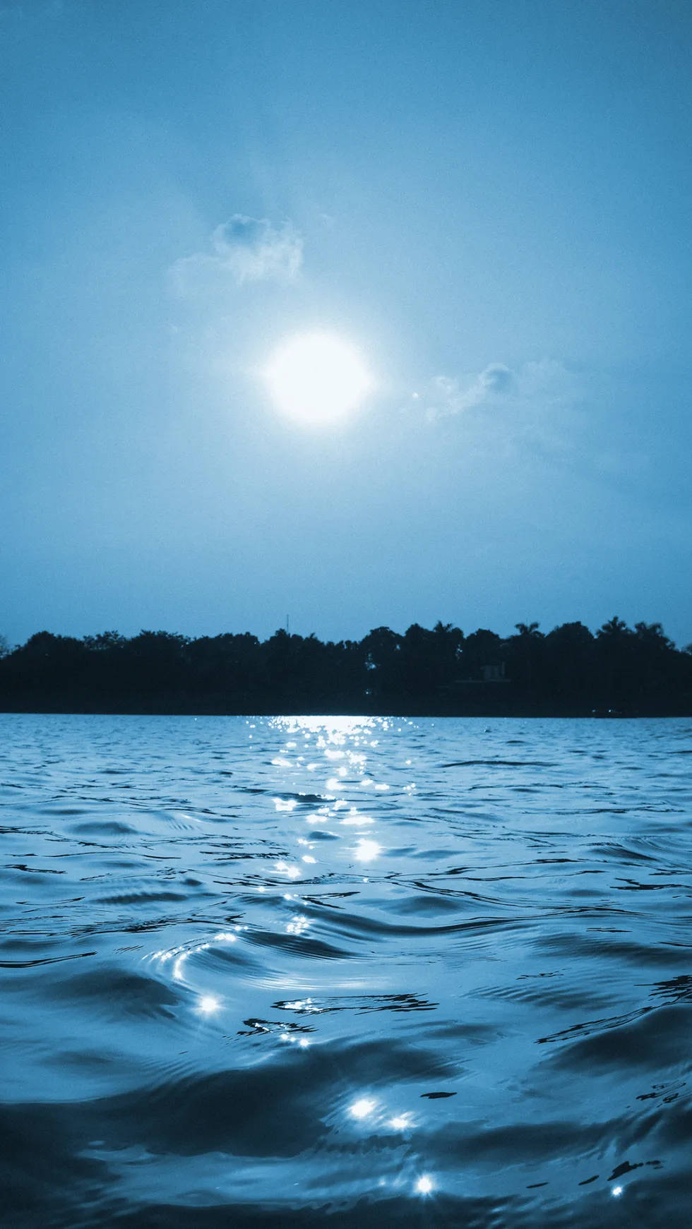 Blue Sea, Sun, Calm blue water, HD Phone Wallpaper