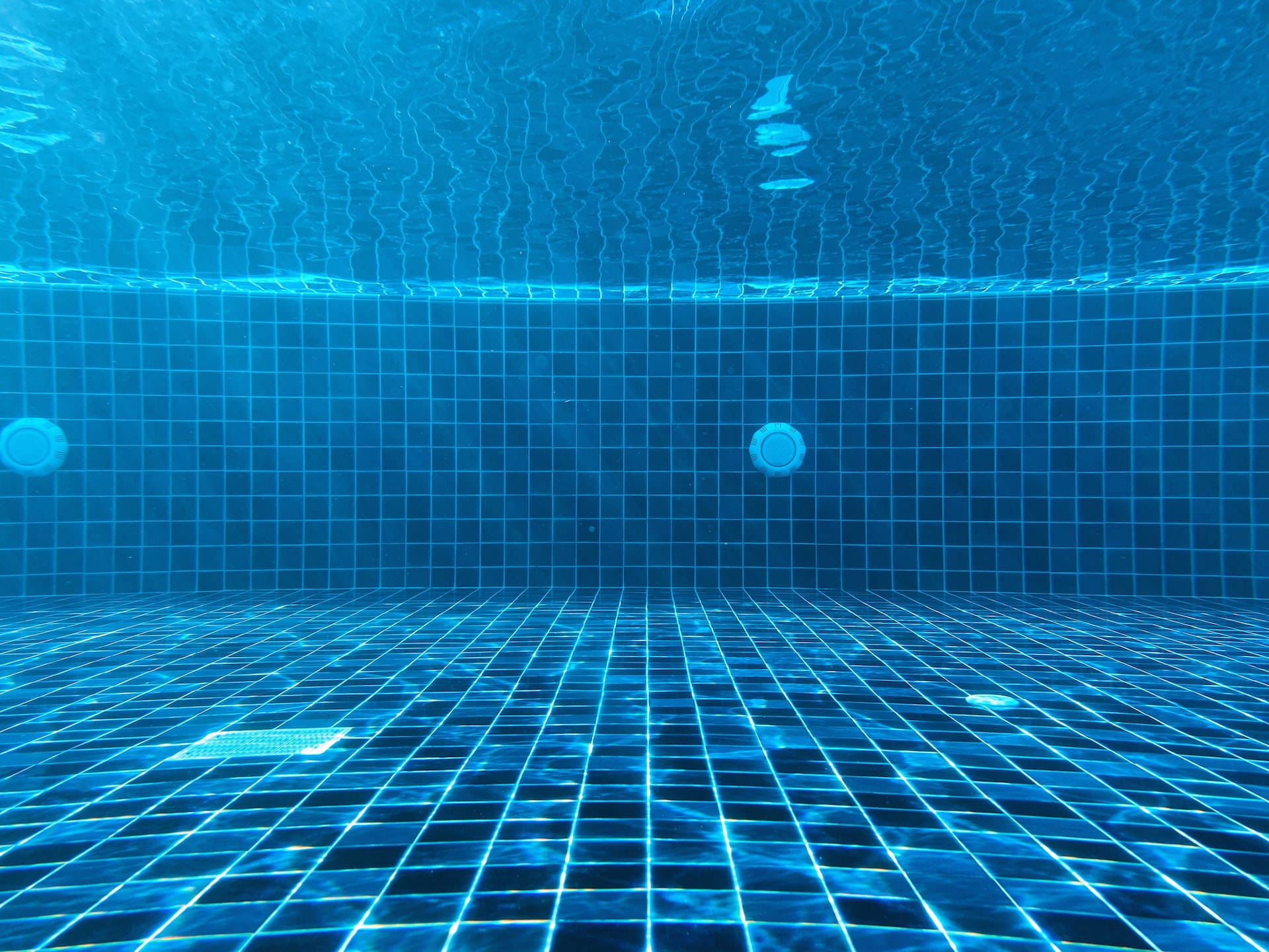 blue checkered pool flooring, blue tiles, underwater view, Full HD Desktop Wallpaper