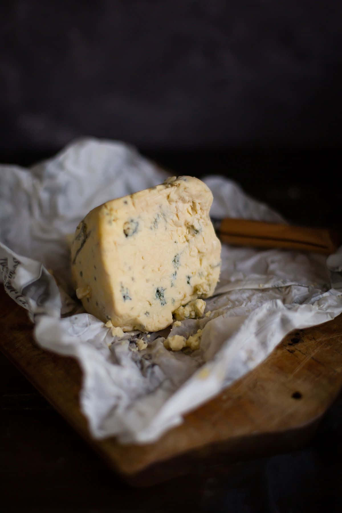 Blue Cheese, creamy blue cheese, green veins, HD Phone Wallpaper