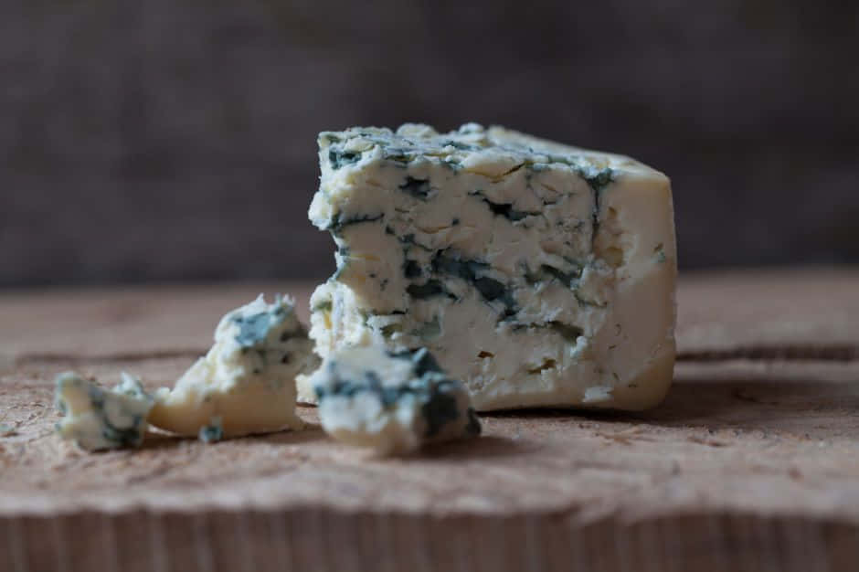 blue cheese, wedge of blue cheese, crumbled blue cheese, SD Desktop Wallpaper