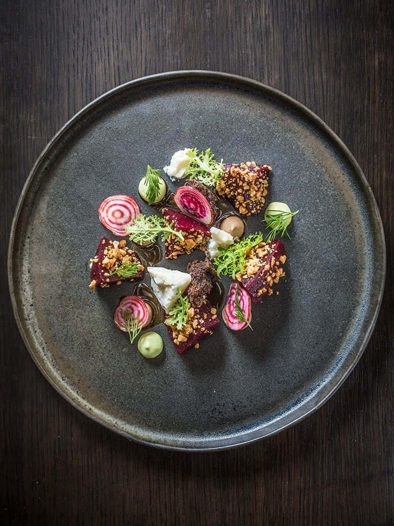 Blue Cheese, gourmet beet dish, creamy cheese nuts, SD Phone Wallpaper