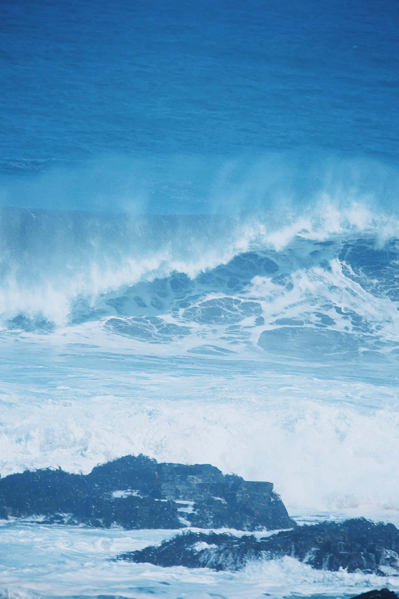turquoise waves, dark jagged rocks, dramatic ocean scene, Full HD Phone Wallpaper
