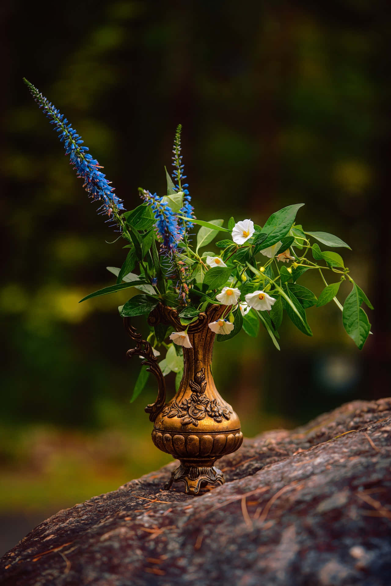 vase, golden, blue spikes, Full HD Phone Wallpaper