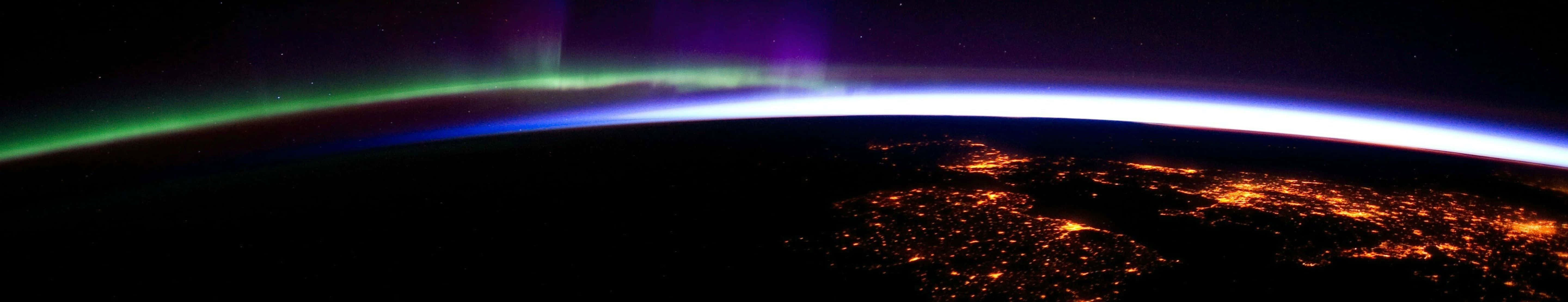 Aurora borealis, green and purple, Earth's curved horizon, 5K Desktop Wallpaper