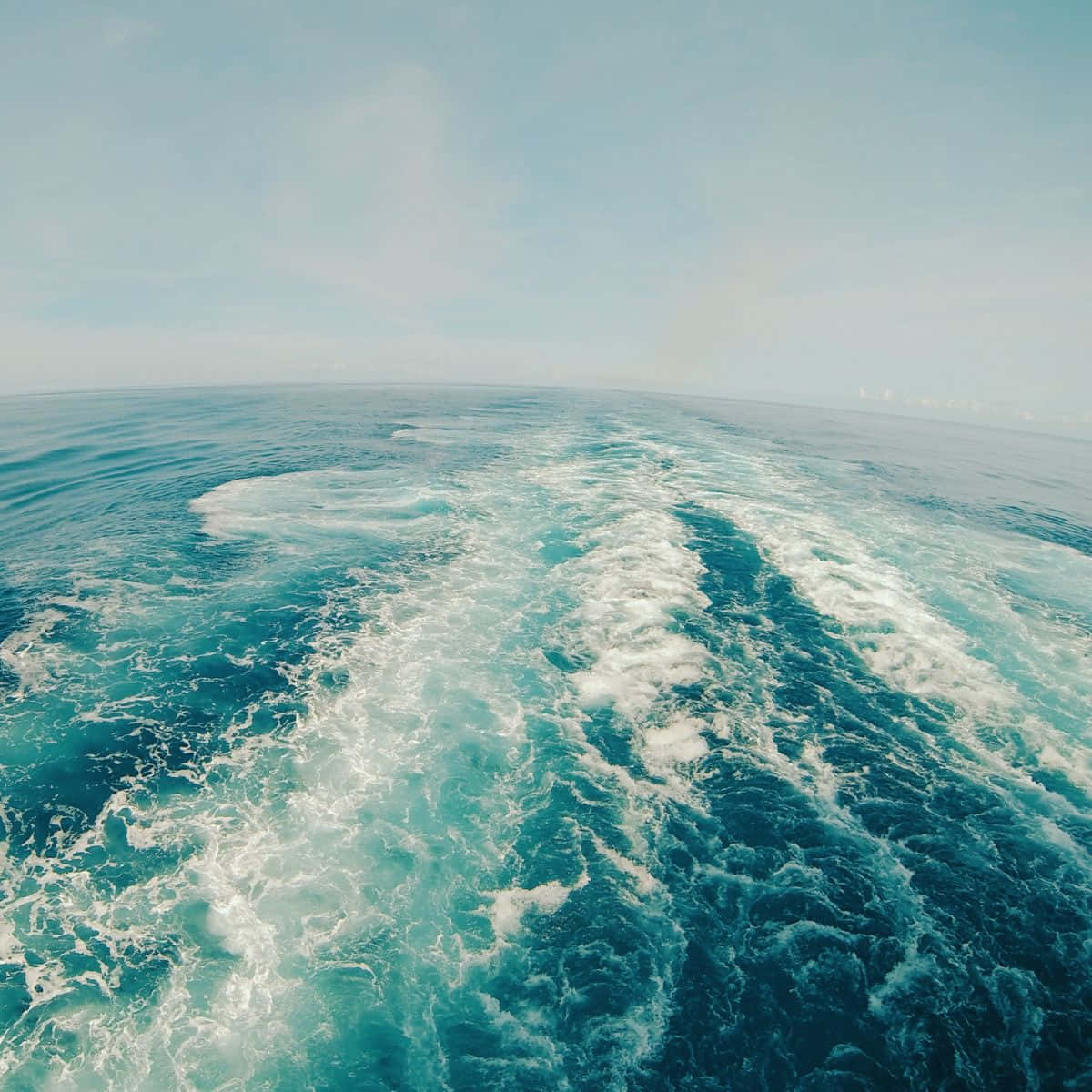 Blue Horizon, turquoise ocean waters, pale sky, SD Desktop Wallpaper