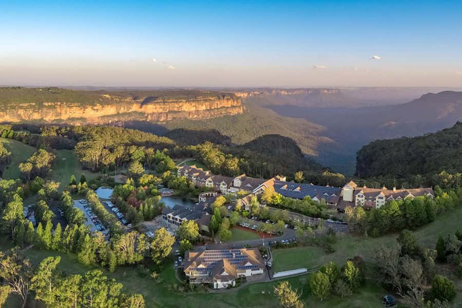 Blue Mountains National Park, aerial view, resort, SD Desktop Wallpaper