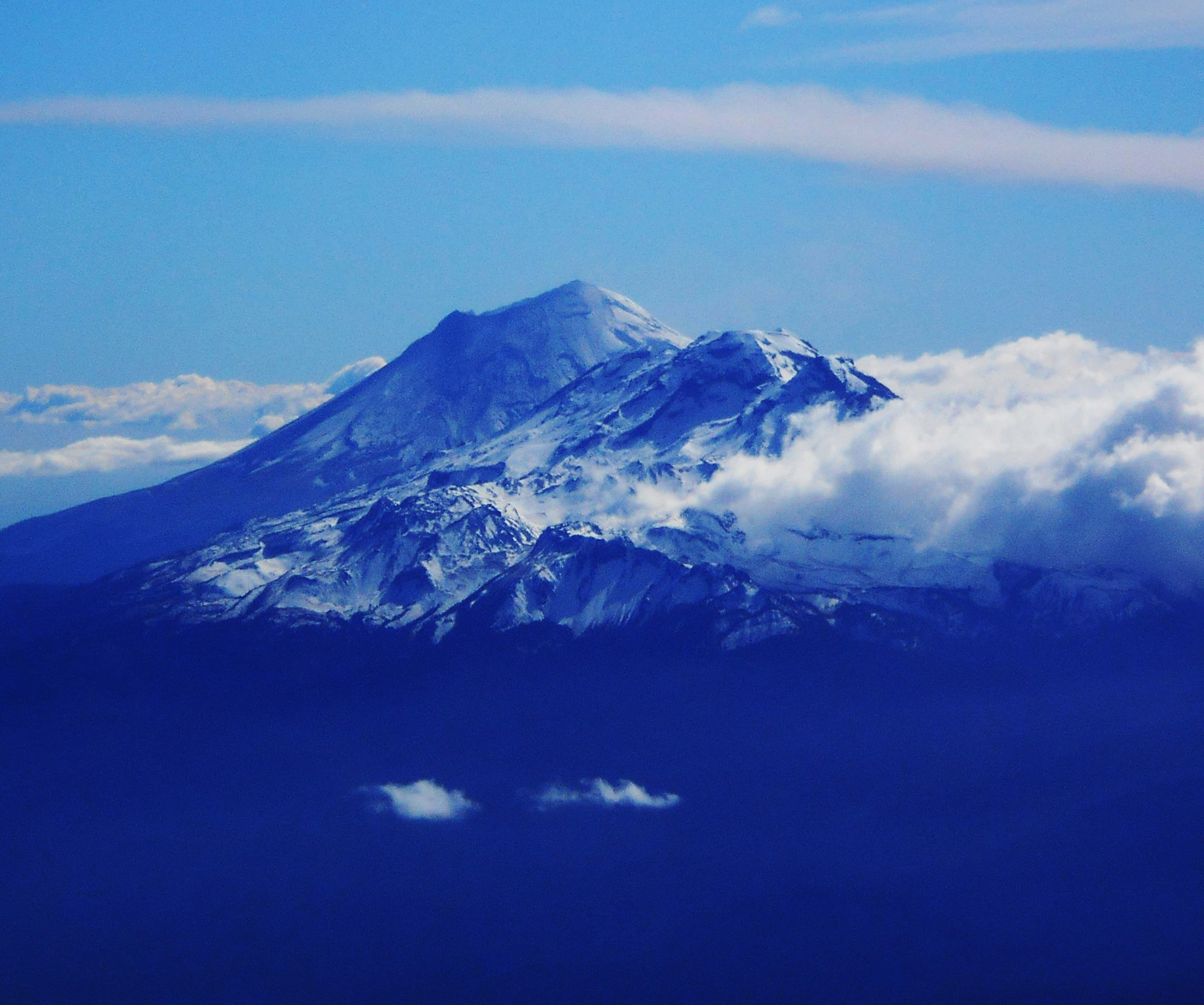 Blue Mountain, snow-capped mountain, sea of clouds, 4K Desktop Wallpaper