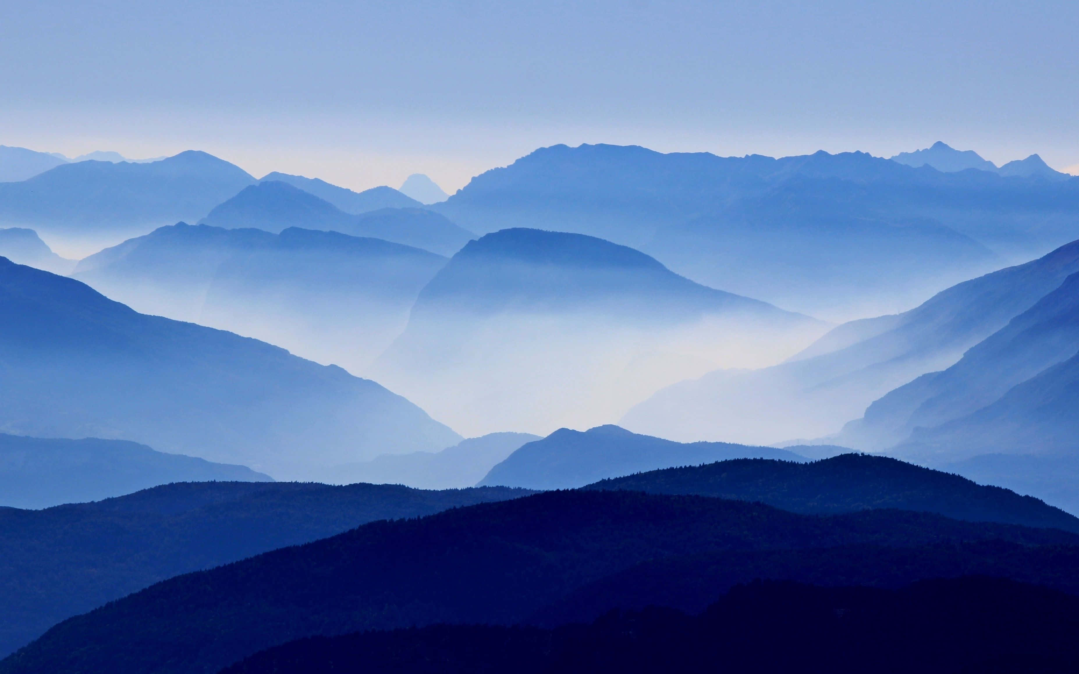 Blue Mountain, mountain ranges, misty blue haze, 2K Desktop Wallpaper