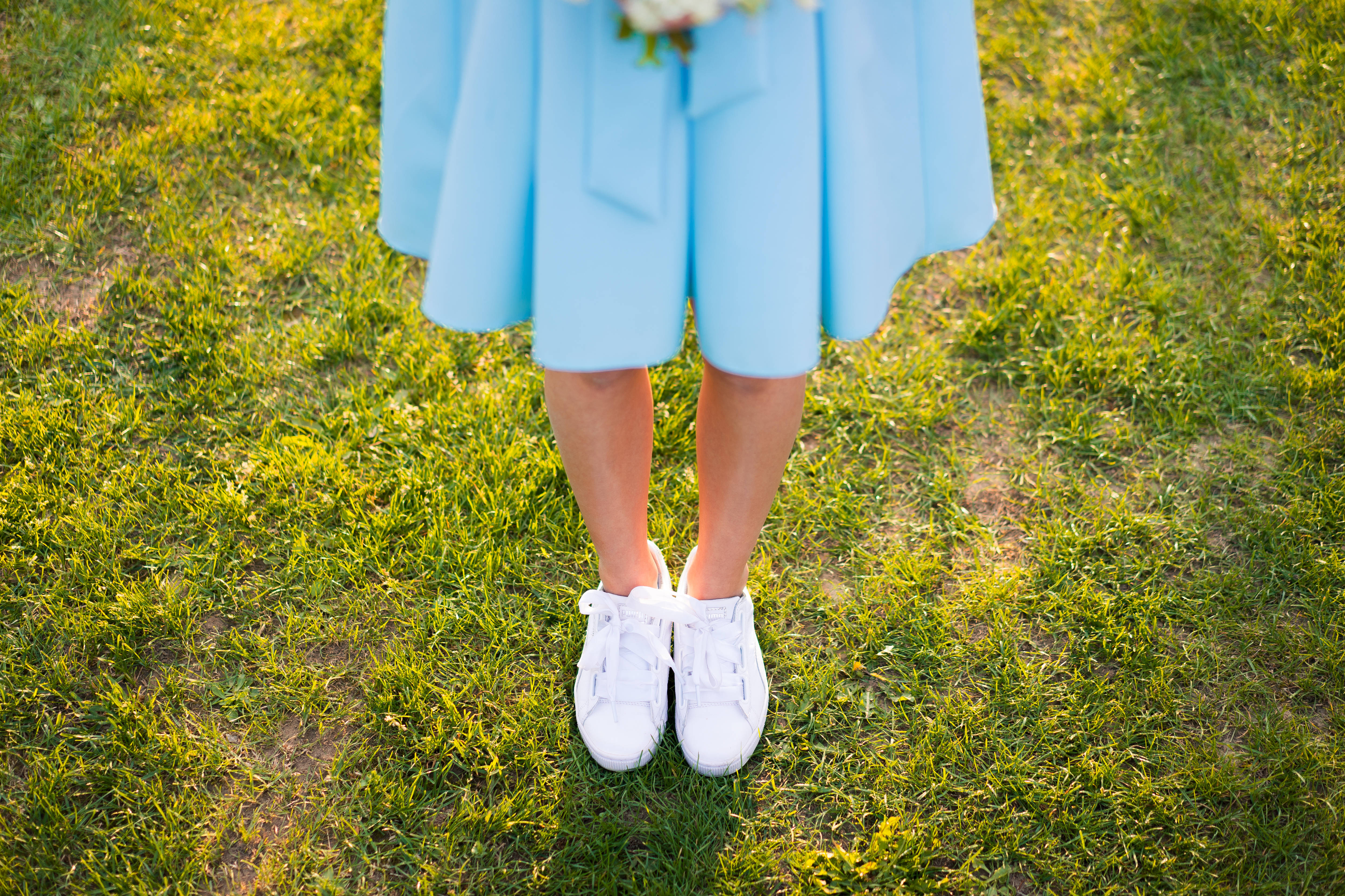 Baby Blue Pastel Aesthetic Dress, light blue pleated dress, white sneakers, 4K Desktop Wallpaper