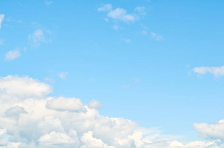 sky blue pastel aesthetic, bright blue sky, fluffy white clouds, SD Desktop Wallpaper