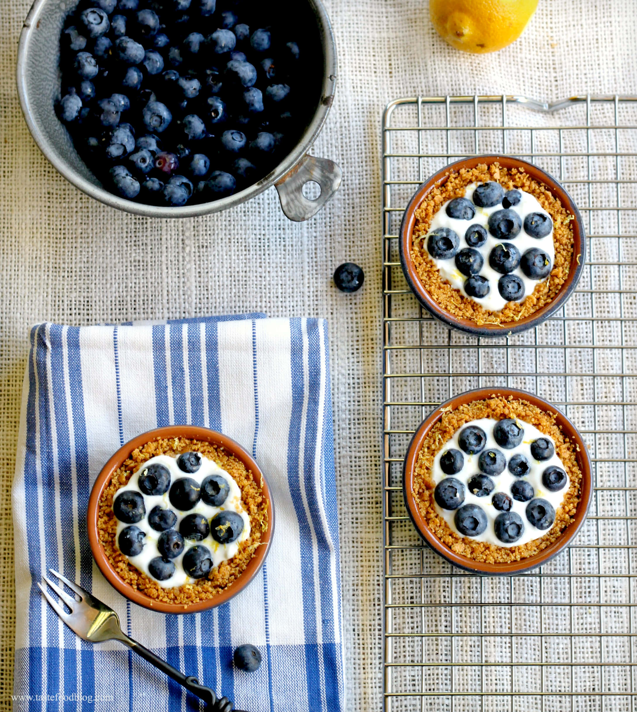Blueberries Tart, crumb crust, cooling rack, Full HD Phone Wallpaper
