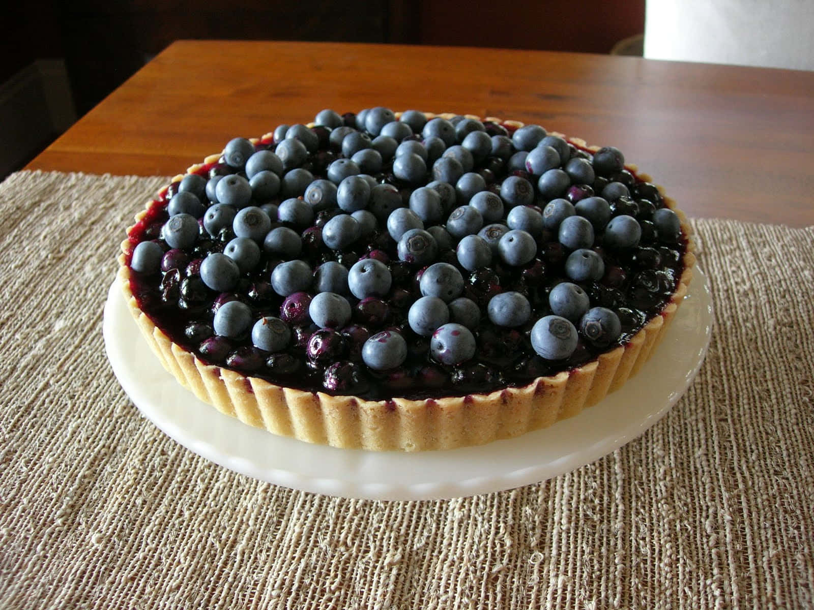 Blueberries Tart, golden blueberry tart, fresh plump berries, HD Desktop Wallpaper