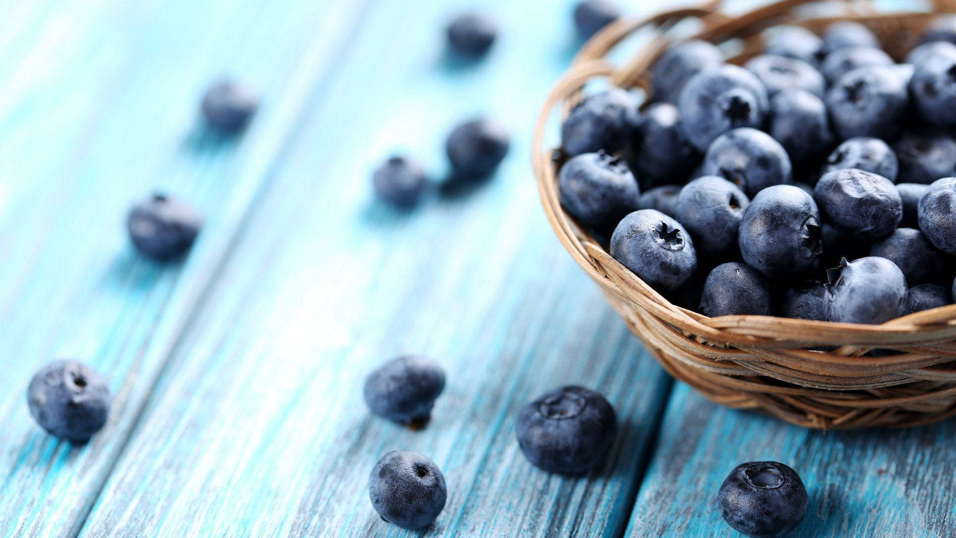 blueberries, woven basket, weathered turquoise wooden surface, Full HD Desktop Wallpaper