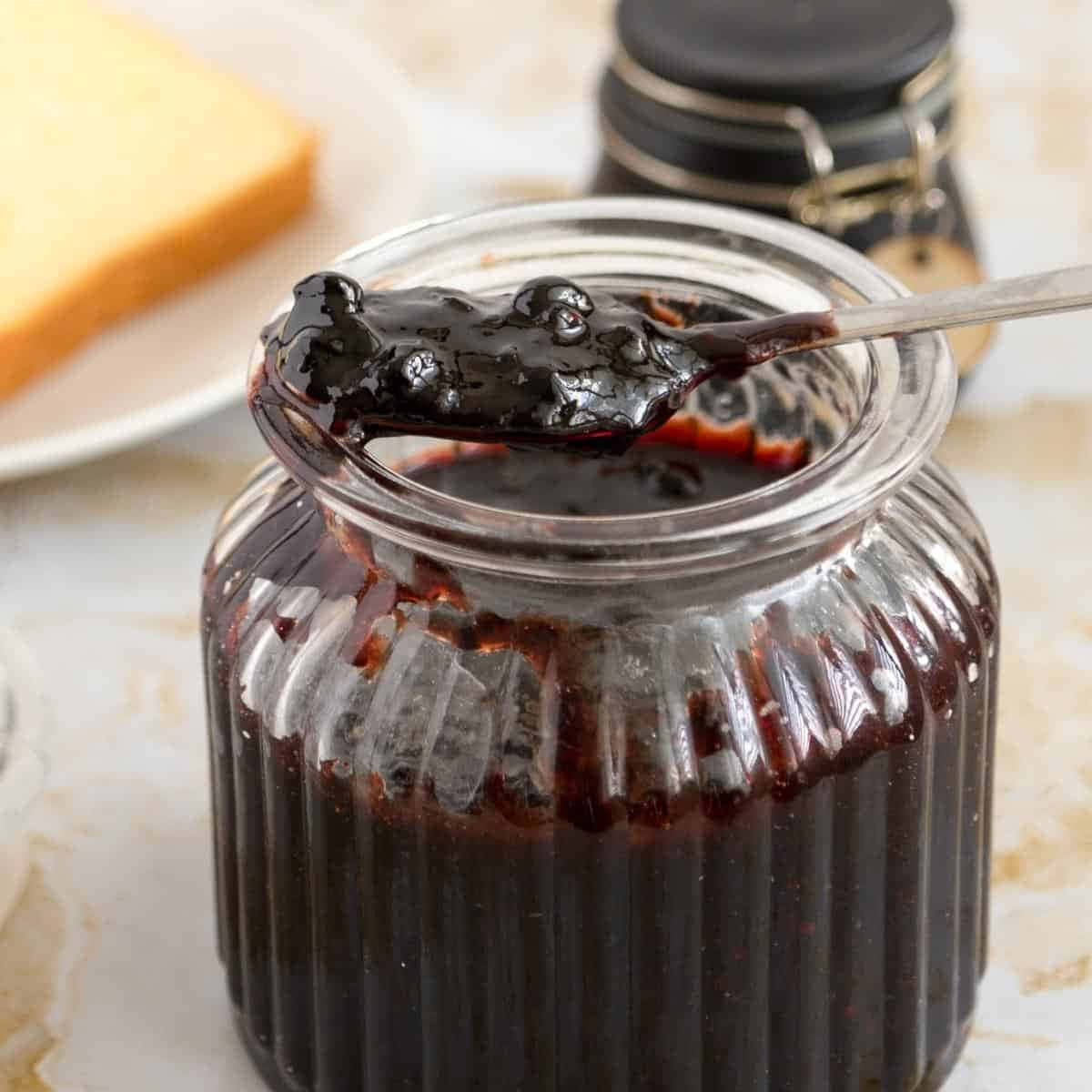 blueberry jam, glass jar, glossy dark berry jam, SD Desktop Wallpaper