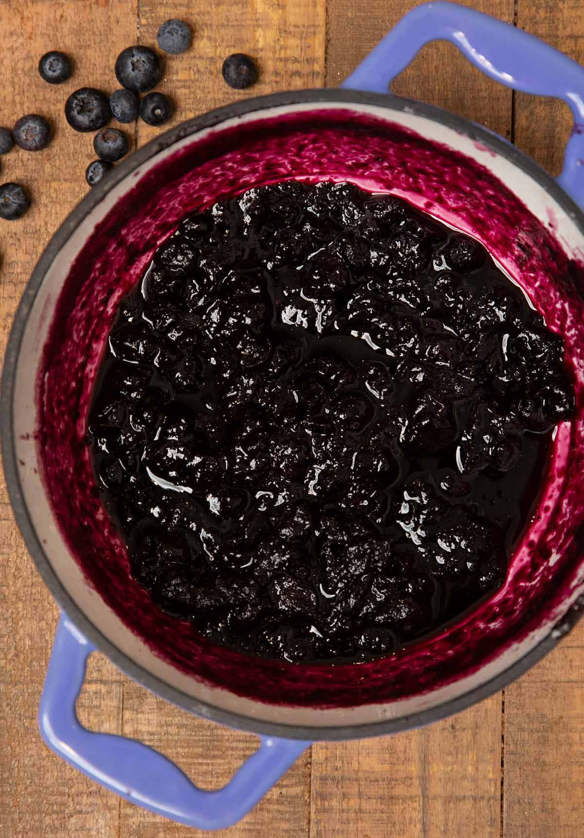 Blueberry Jam, glossy dark blueberry compote, blue enamel pot, HD Phone Wallpaper