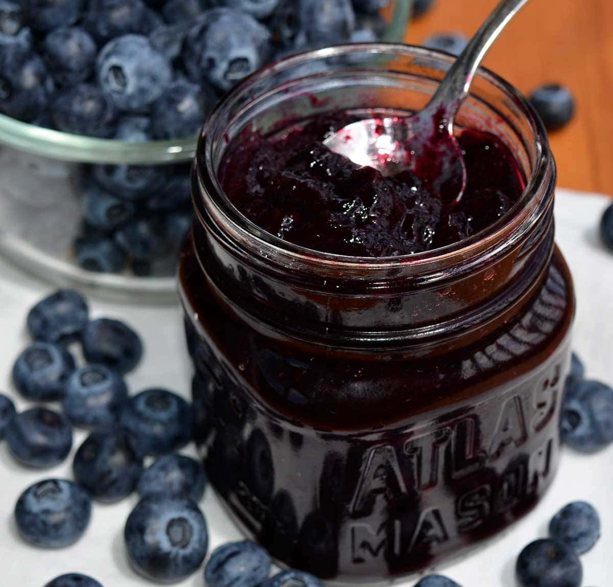 Blueberry Jam, glass jar, dark blueberry jam, SD Desktop Wallpaper