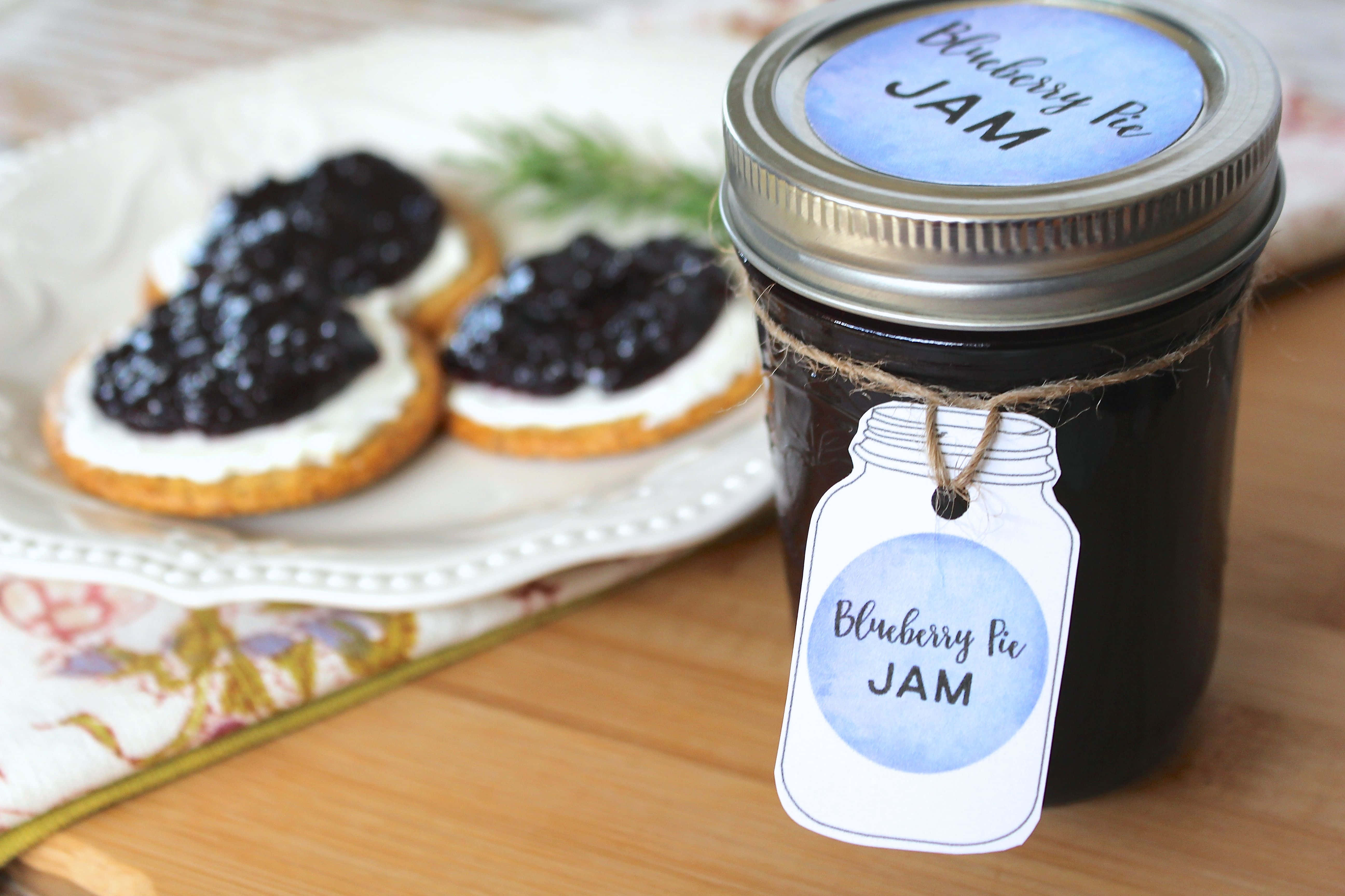 Blueberry Jam, jar, twine tag, 5K Desktop Wallpaper