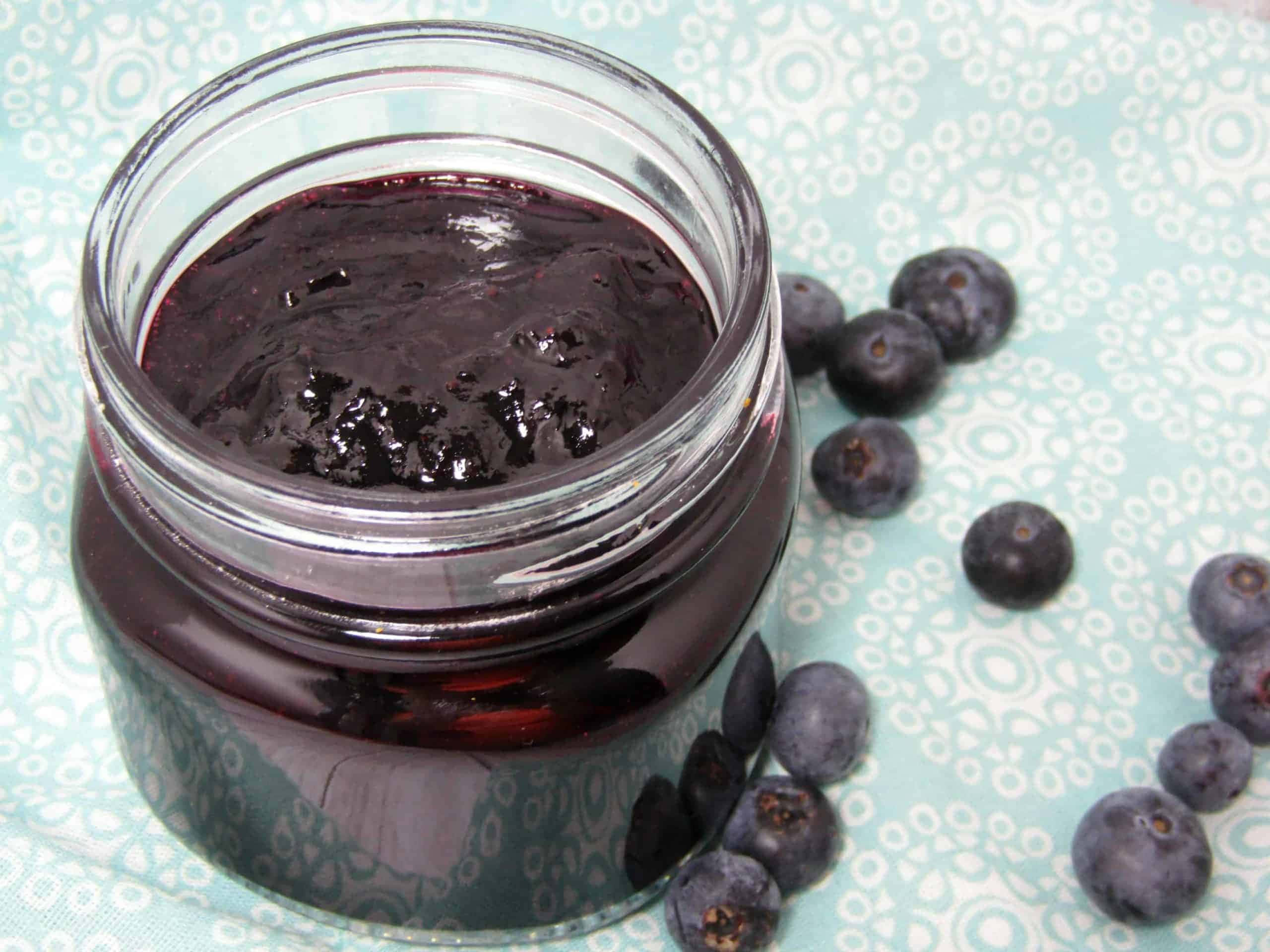 blueberry jam, glass jar, glossy dark blueberry jam, 2K Desktop Wallpaper