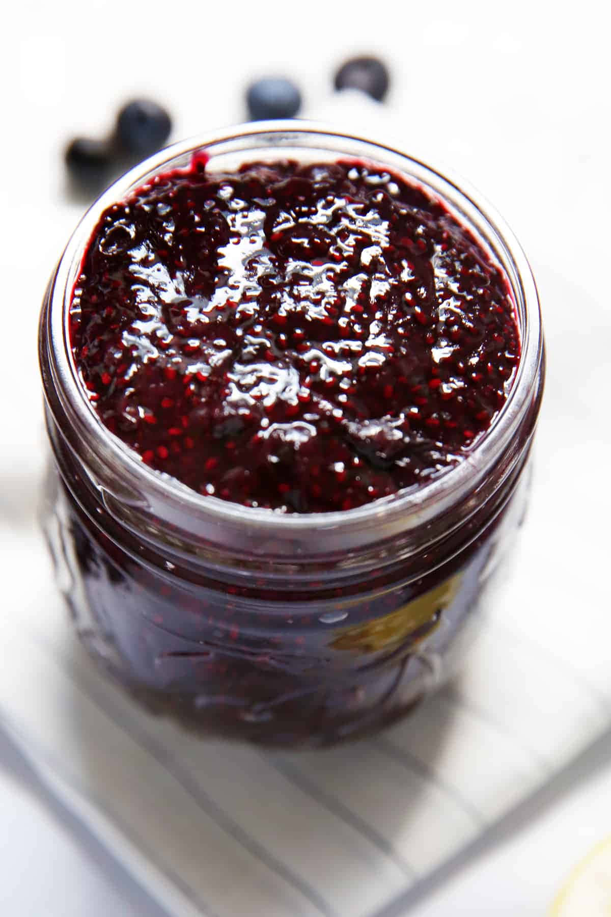 Blueberry Jam, glass jar, glossy deep purple blueberry jam, HD Phone Wallpaper