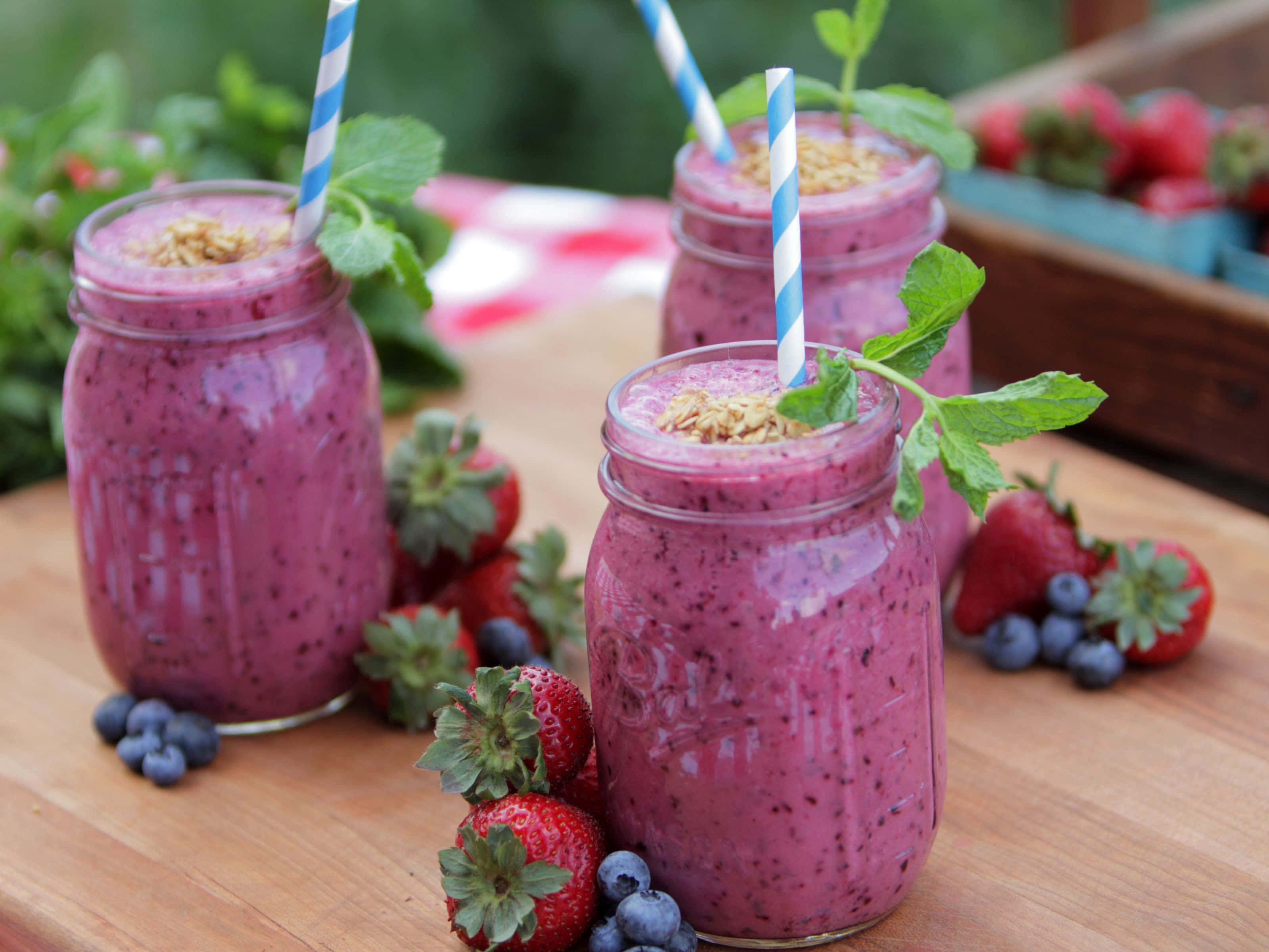 blueberry smoothie, mason jars, wooden board, 2K Desktop Wallpaper