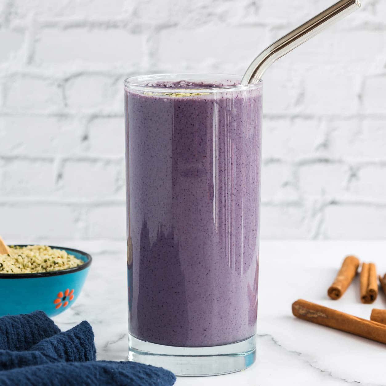 blueberry smoothie, vibrant purple smoothie, metal straw, SD Desktop Wallpaper