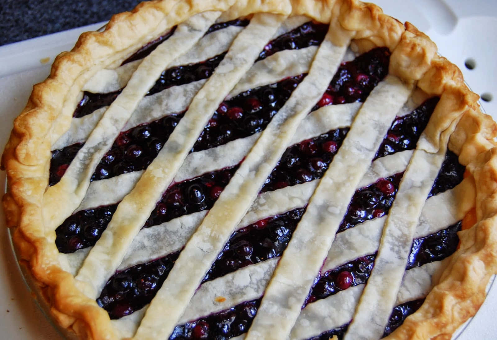 blueberry pie, golden lattice-topped, glistening fruit, HD Desktop Wallpaper
